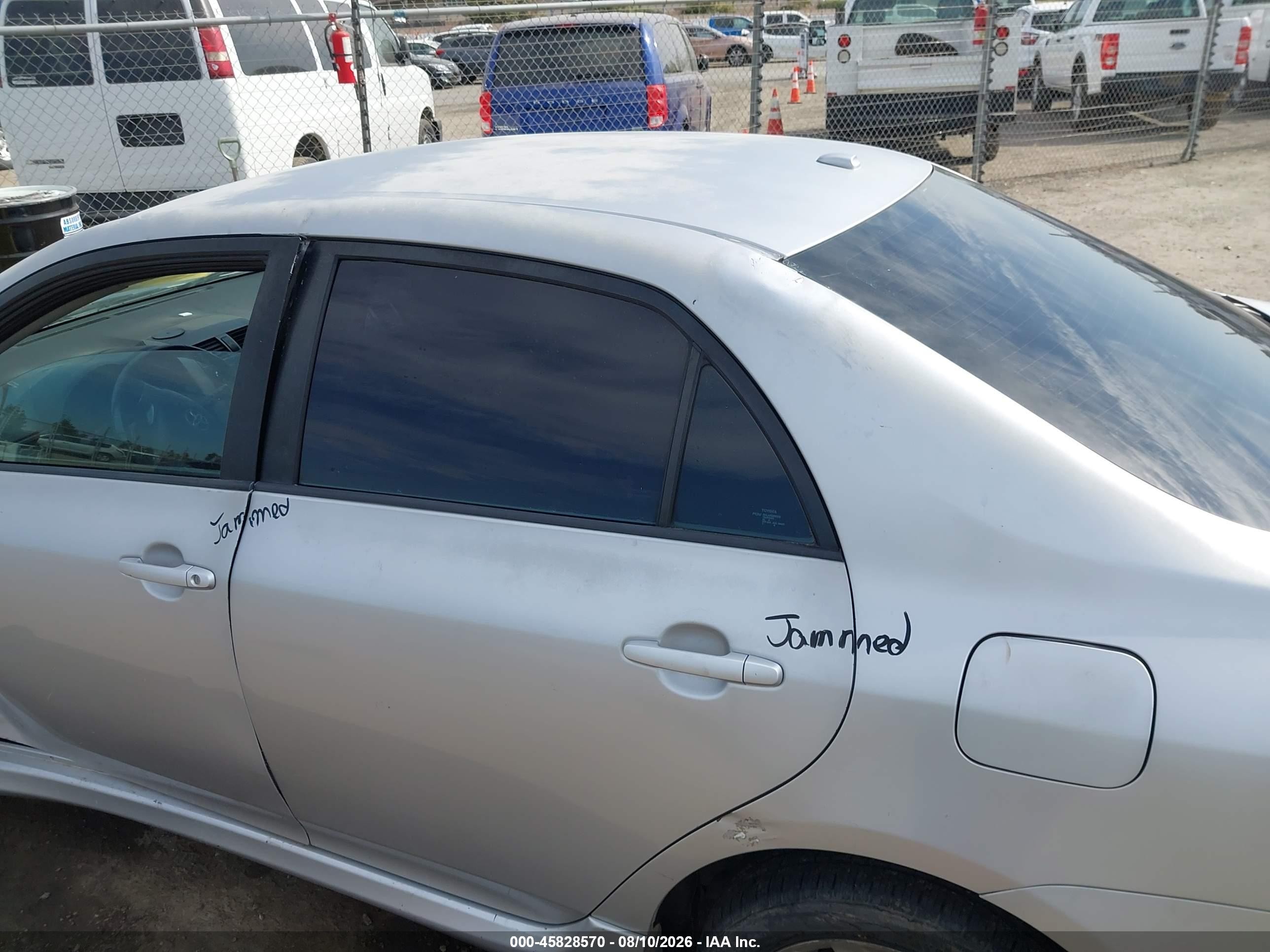 2010 Toyota Corolla S Silver vin: 1NXBU4EE1AZ280476