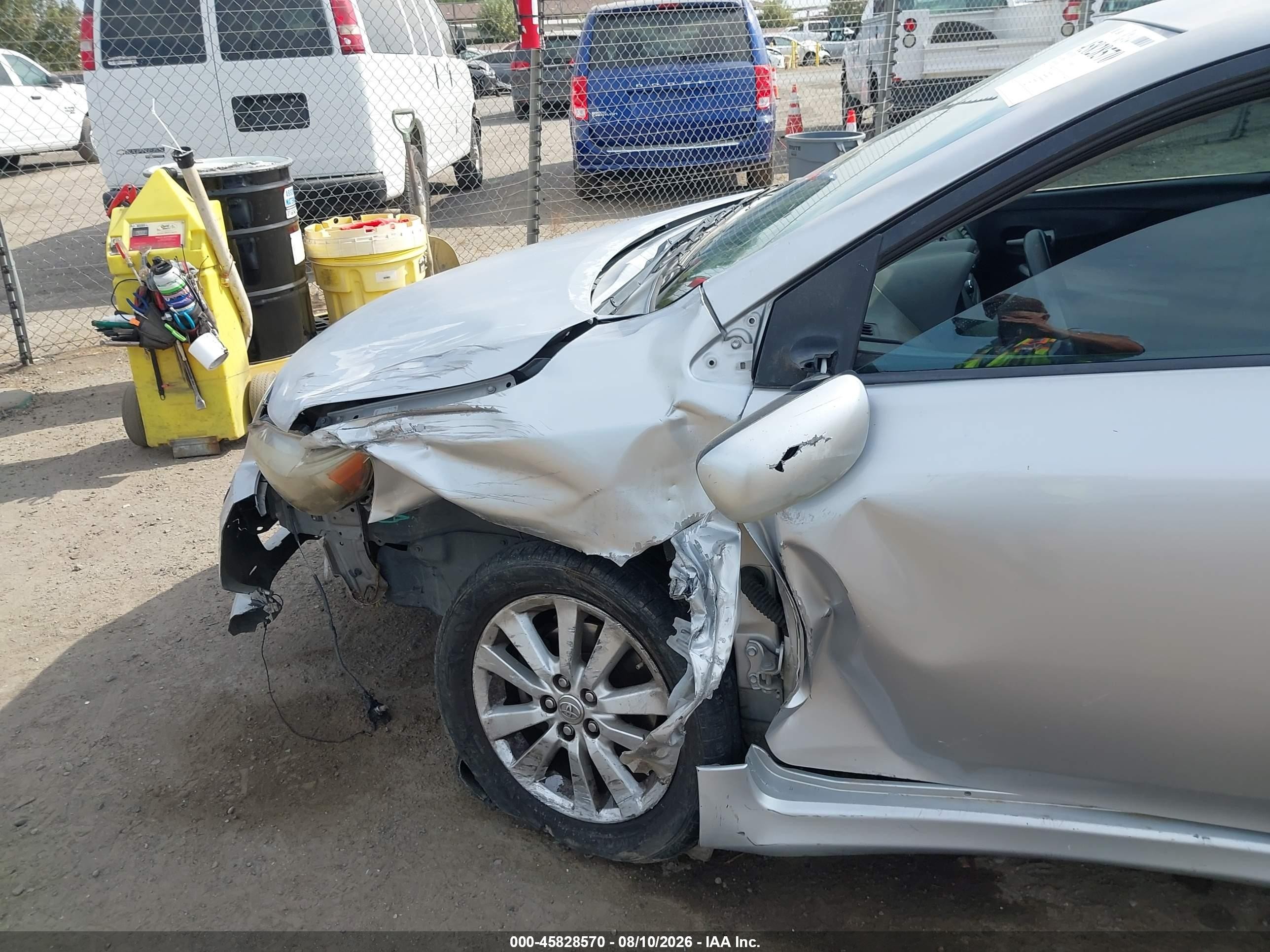 2010 Toyota Corolla S Silver vin: 1NXBU4EE1AZ280476