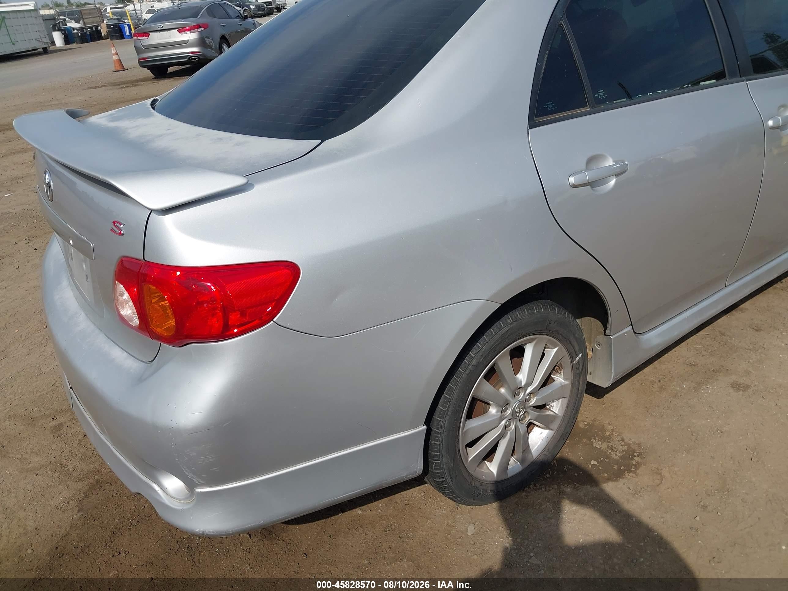 2010 Toyota Corolla S Silver vin: 1NXBU4EE1AZ280476