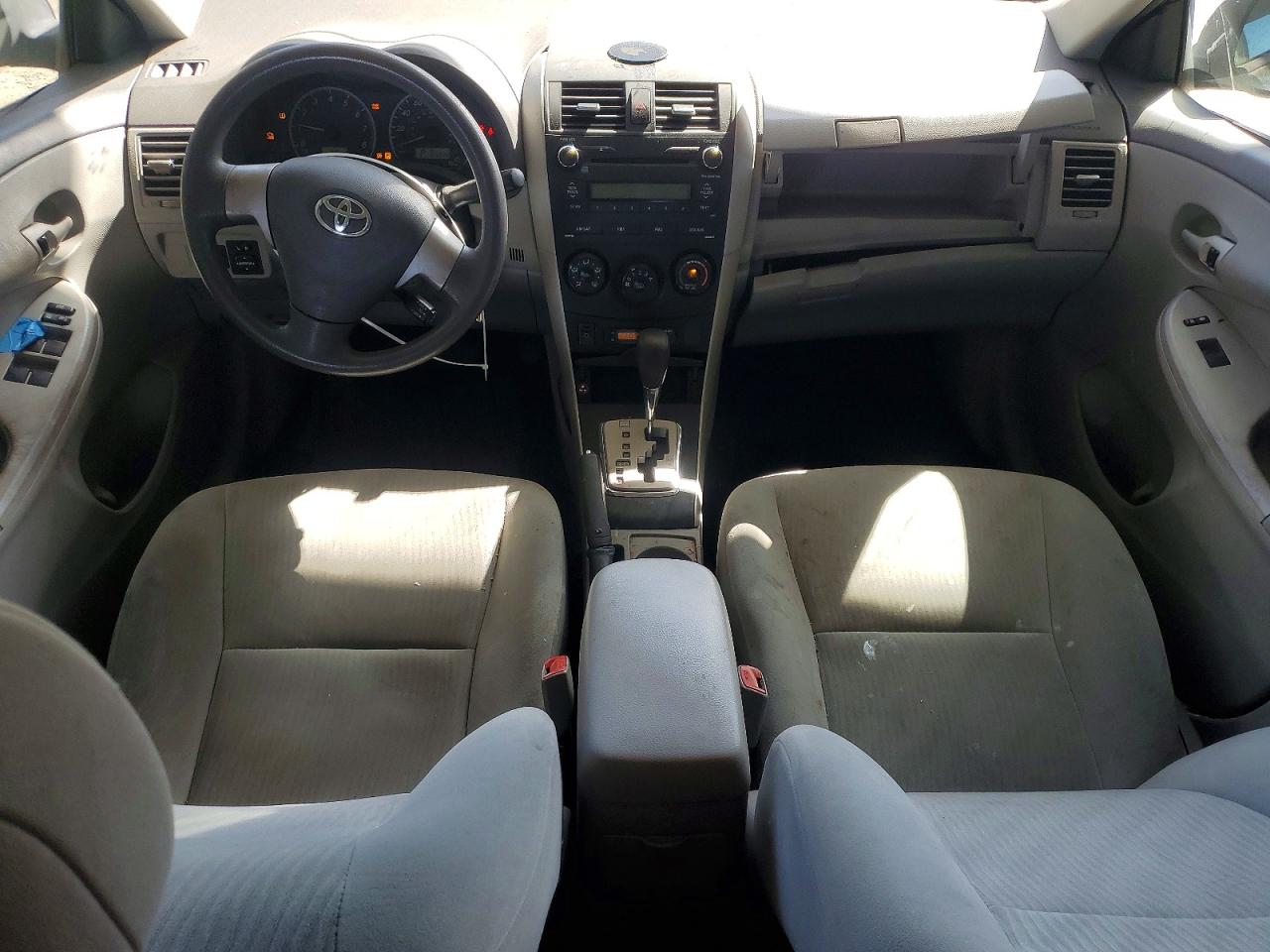 2010 Toyota Corolla Le Gray vin: 1NXBU4EE1AZ294359