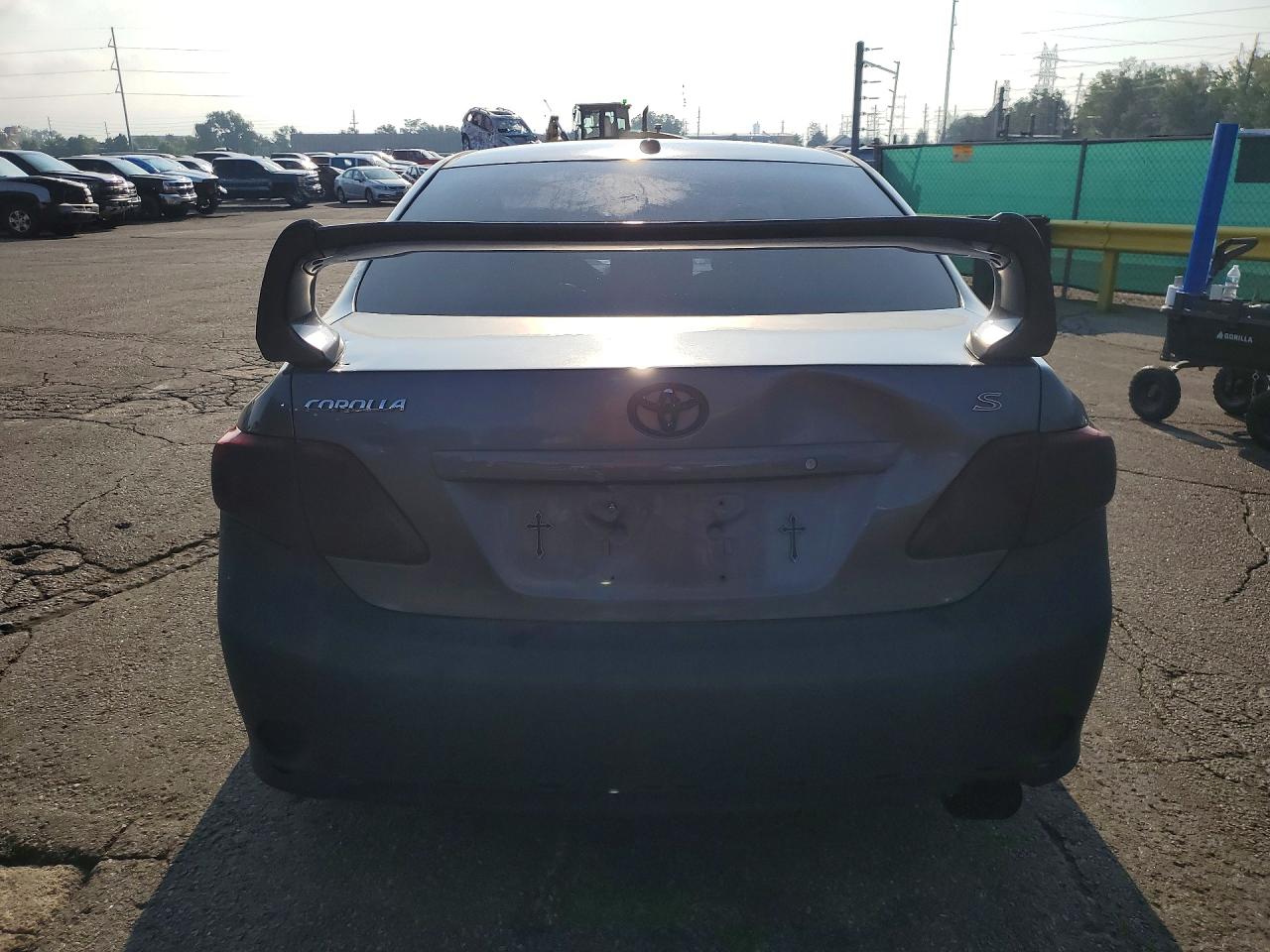 2010 Toyota Corolla S Gray vin: 1NXBU4EE1AZ311922