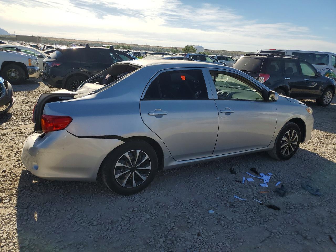 2010 Toyota Corolla Le Silver vin: 1NXBU4EE1AZ323276