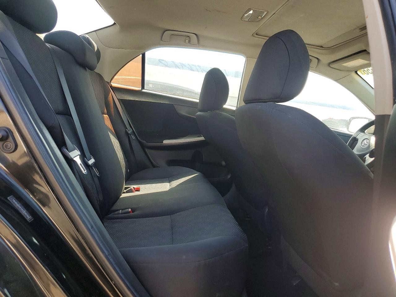 2010 Toyota Corolla S Угольный vin: 1NXBU4EE1AZ335783