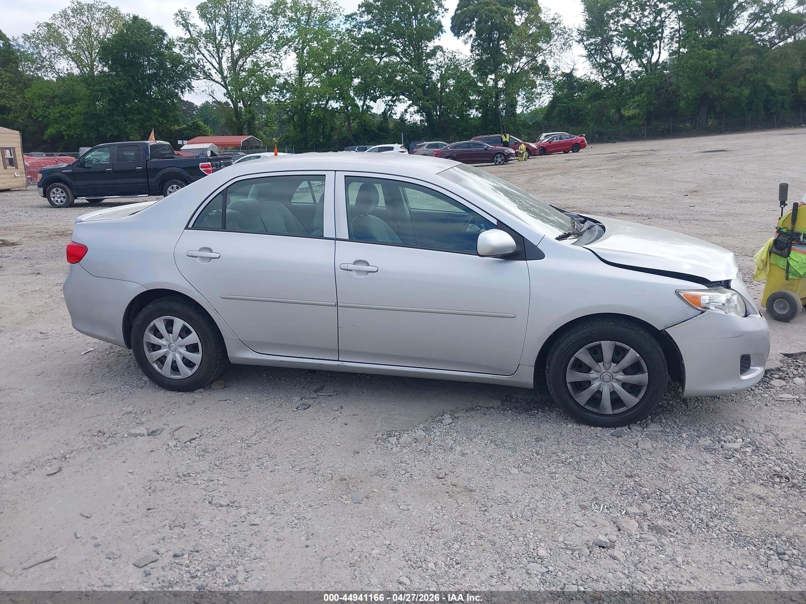 2010 Toyota Corolla Le Gray vin: 1NXBU4EE1AZ344757