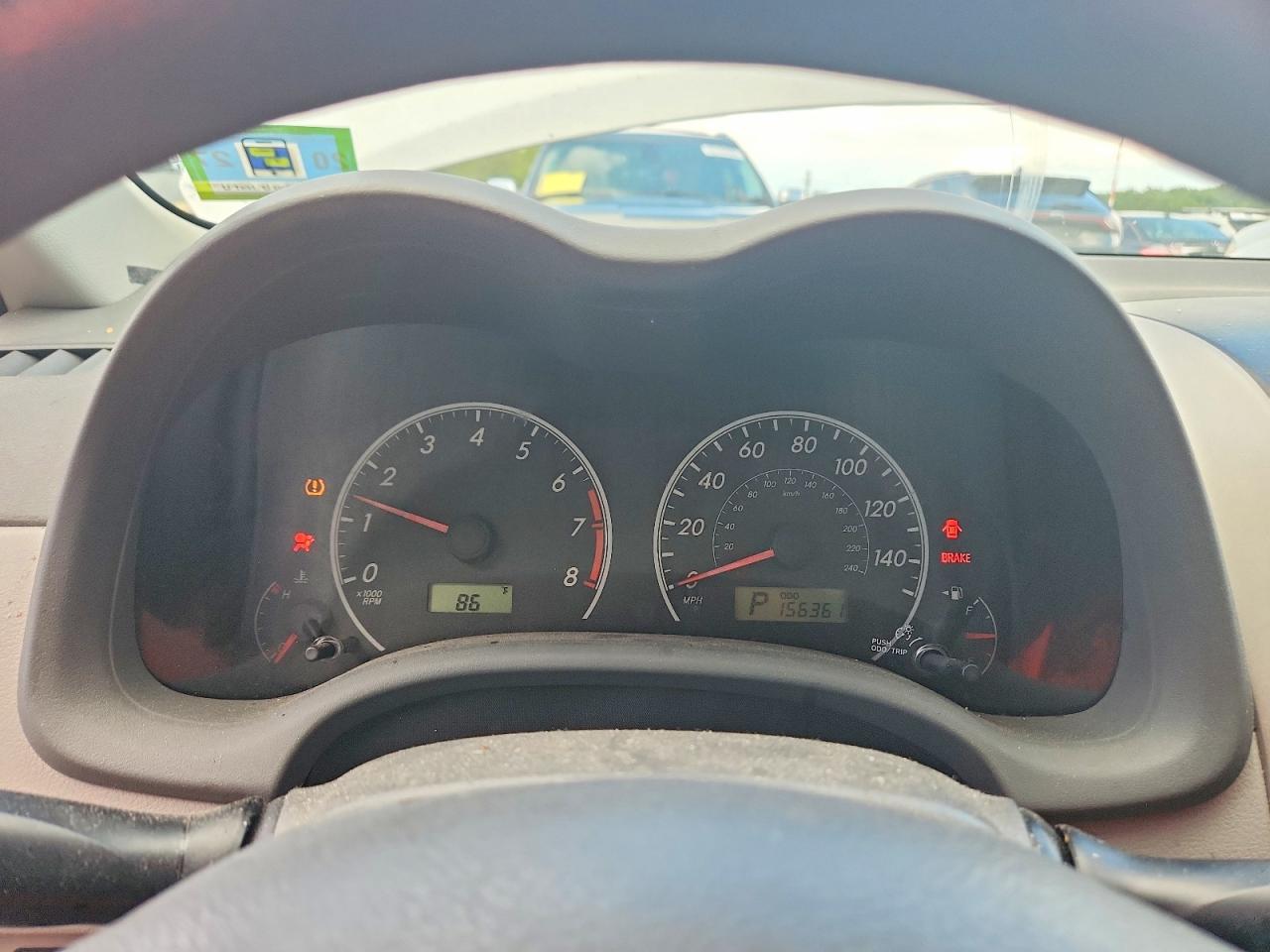 2010 Toyota Corolla Le White vin: 1NXBU4EE1AZ352437