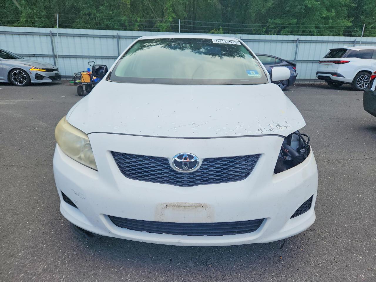 2010 Toyota Corolla Le White vin: 1NXBU4EE1AZ352437