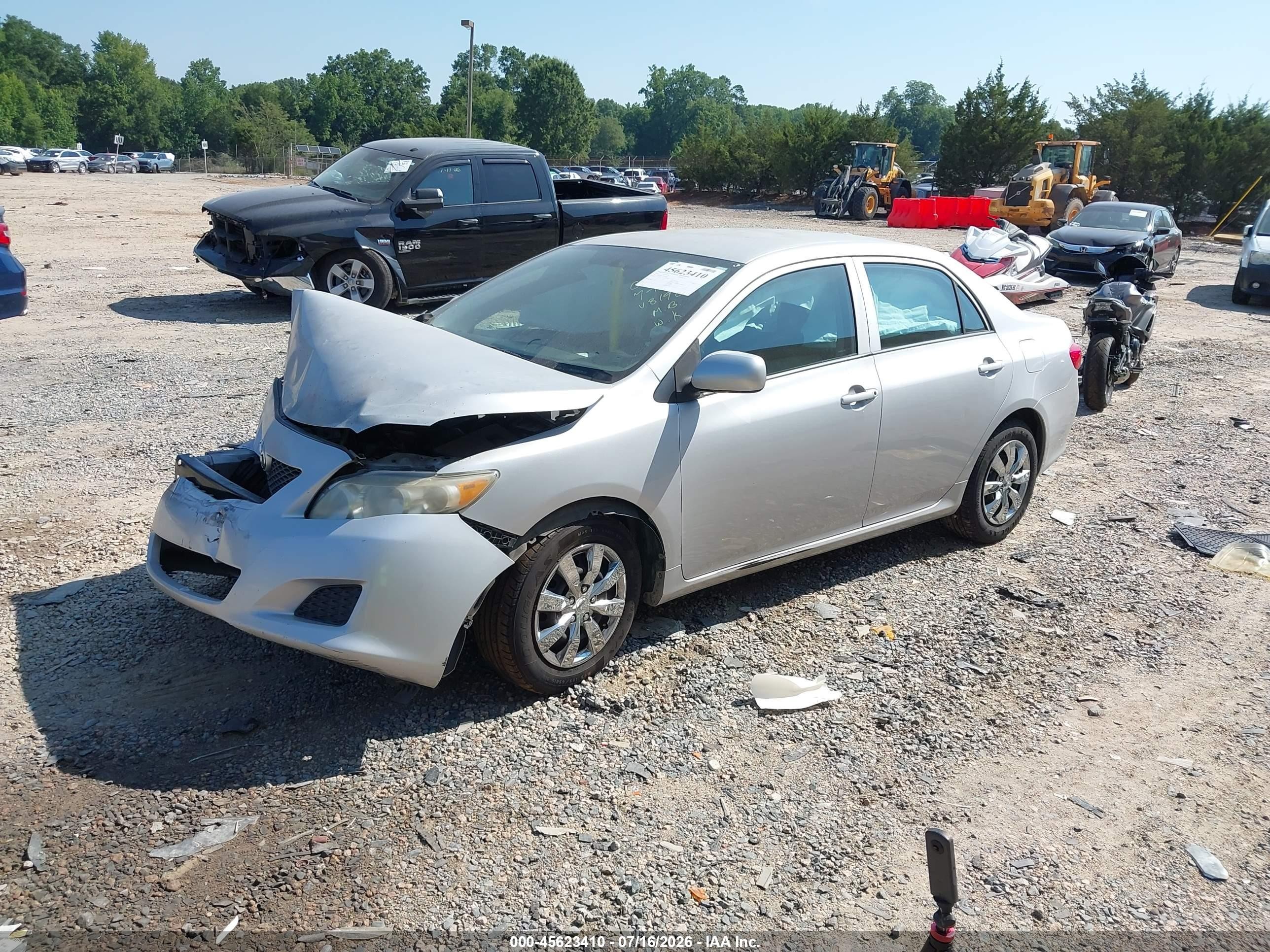 2010 Toyota Corolla Le Серебряный vin: 1NXBU4EE1AZ368198