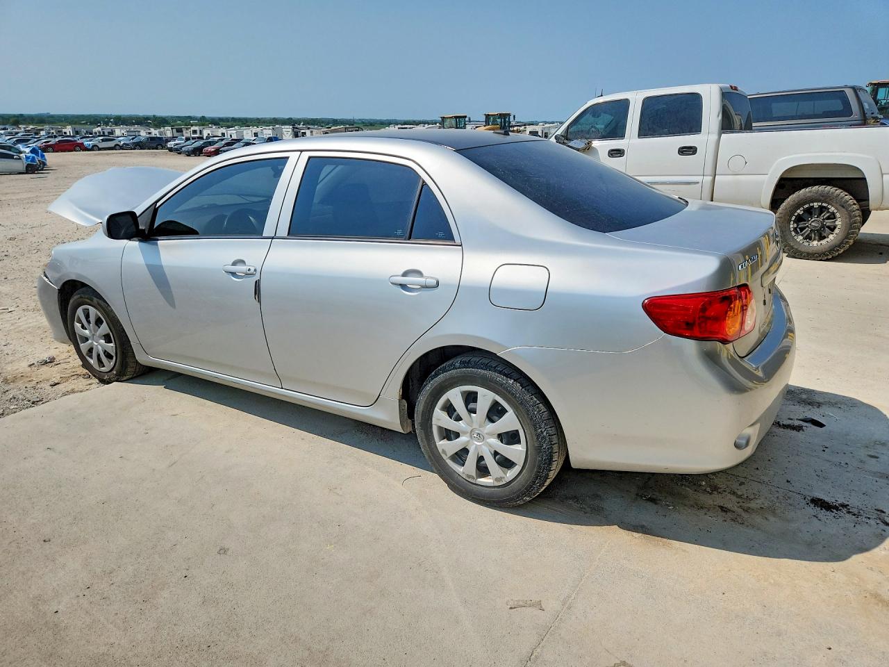 2010 Toyota Corolla Le Silver vin: 1NXBU4EE1AZ371067