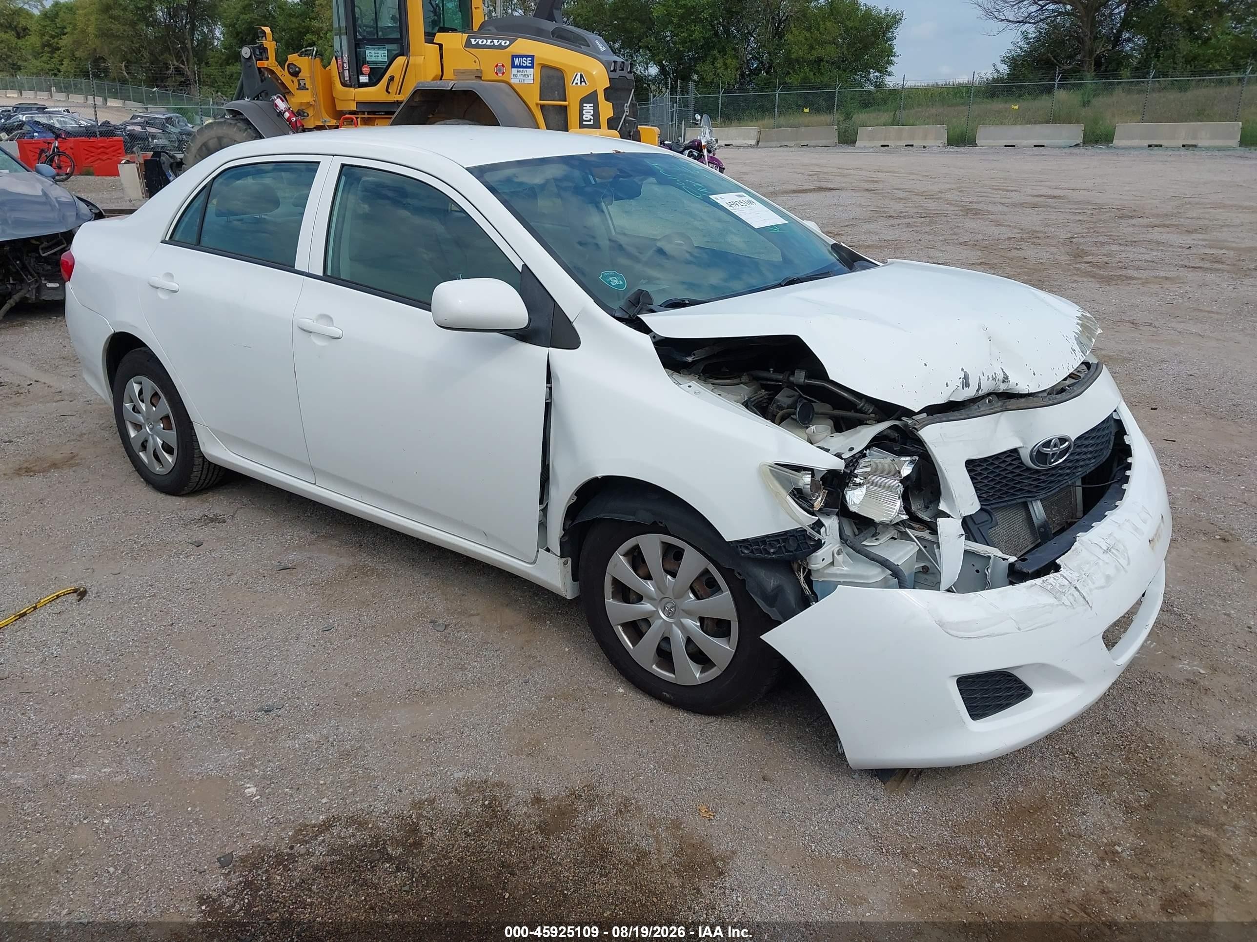 2010 Toyota Corolla Le White vin: 1NXBU4EE1AZ381694