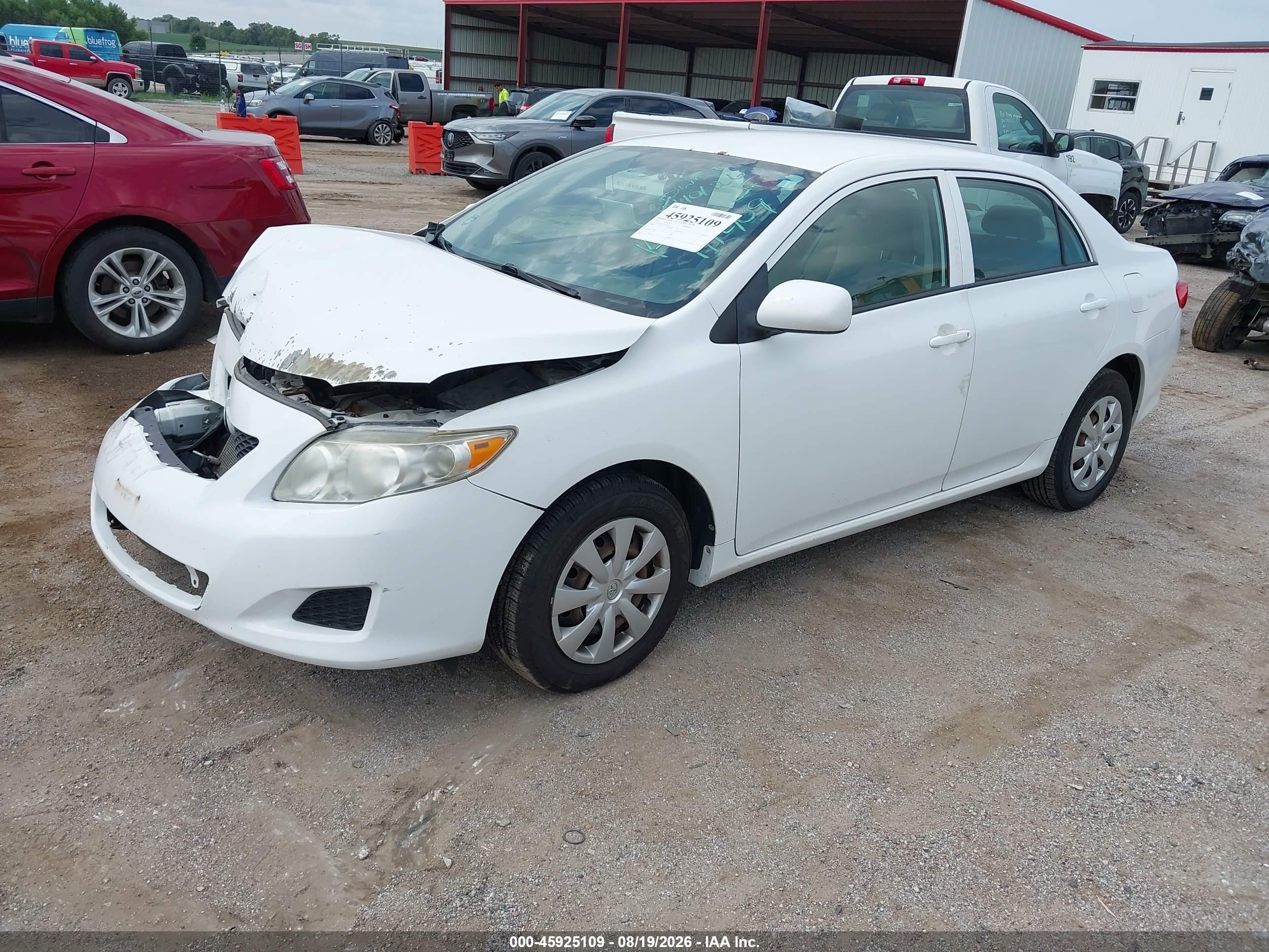 2010 Toyota Corolla Le Белый vin: 1NXBU4EE1AZ381694