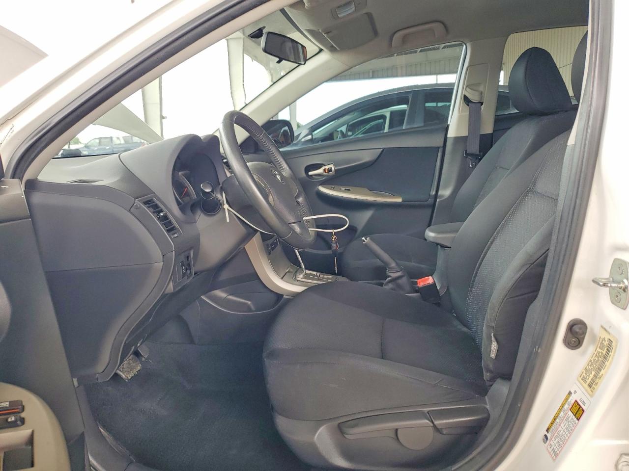 2010 Toyota Corolla S White vin: 1NXBU4EE2AZ177681