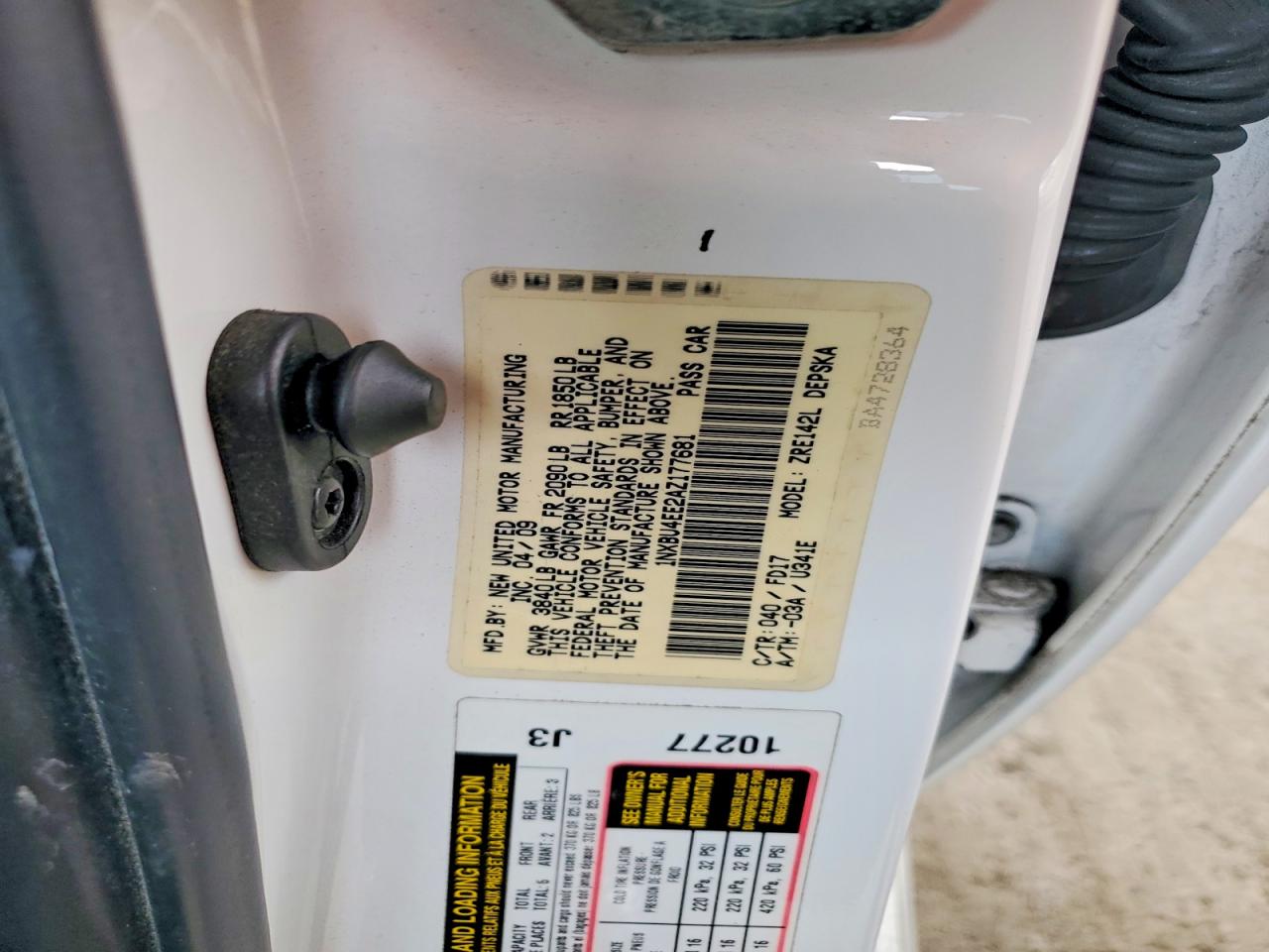 2010 Toyota Corolla S White vin: 1NXBU4EE2AZ177681