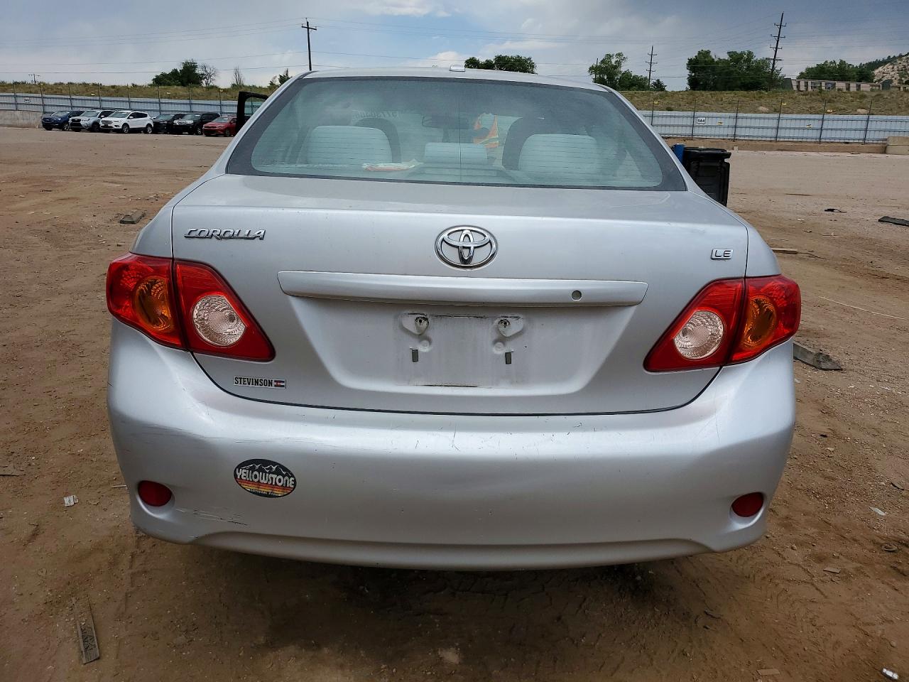 2010 Toyota Corolla Le Silver vin: 1NXBU4EE2AZ204720