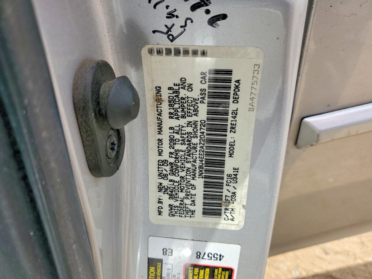 2010 Toyota Corolla Le Silver vin: 1NXBU4EE2AZ204720