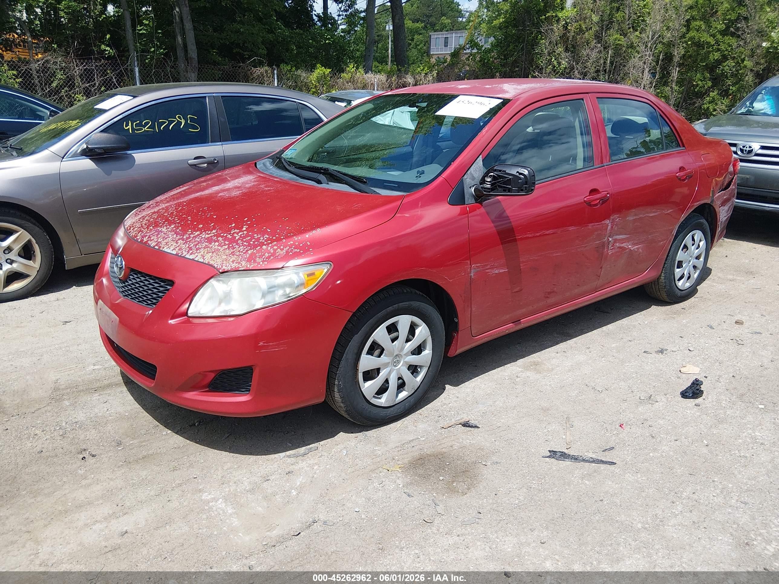 2010 Toyota Corolla Le Red vin: 1NXBU4EE2AZ207441
