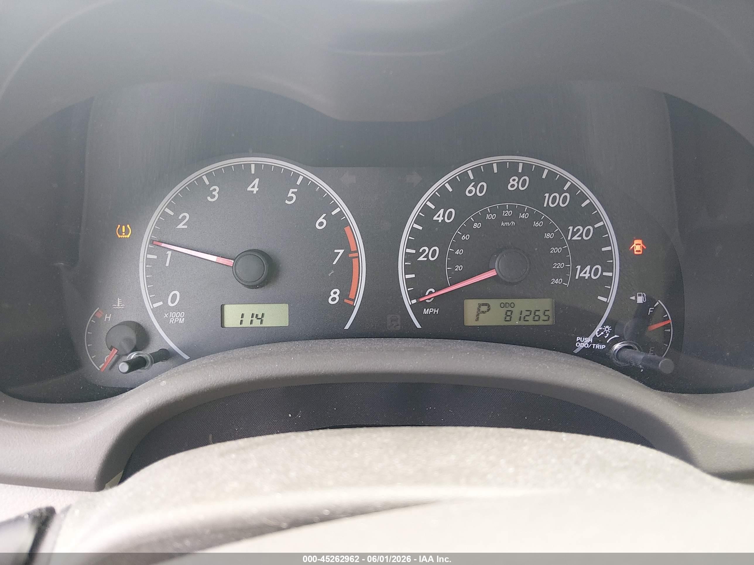 2010 Toyota Corolla Le Red vin: 1NXBU4EE2AZ207441
