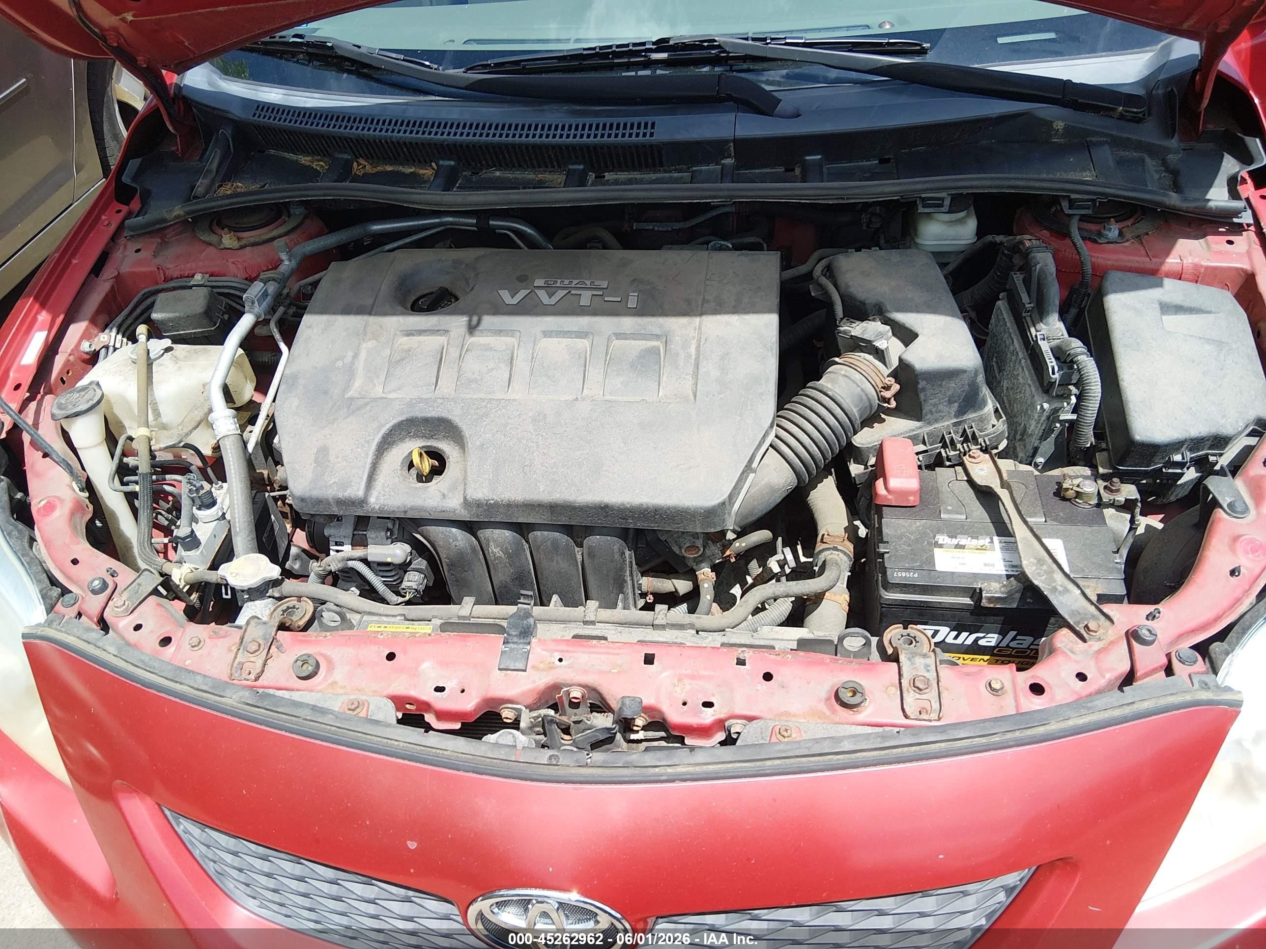 2010 Toyota Corolla Le Red vin: 1NXBU4EE2AZ207441