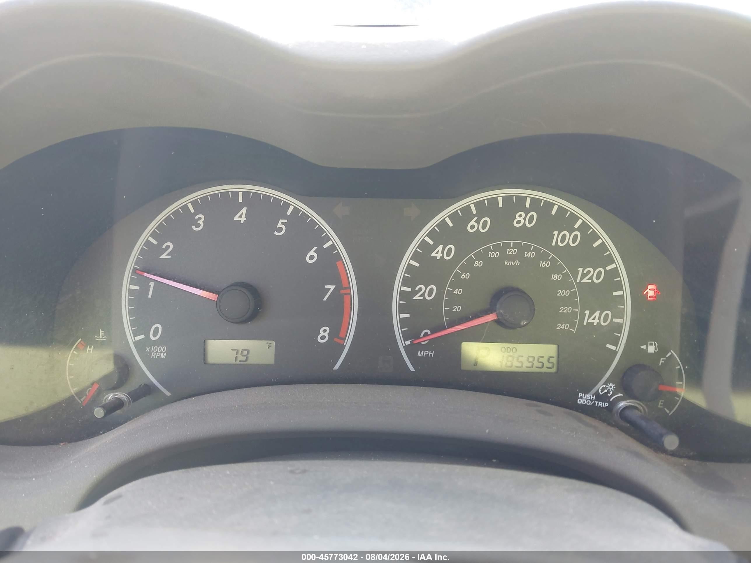 2010 Toyota Corolla Le White vin: 1NXBU4EE2AZ208220