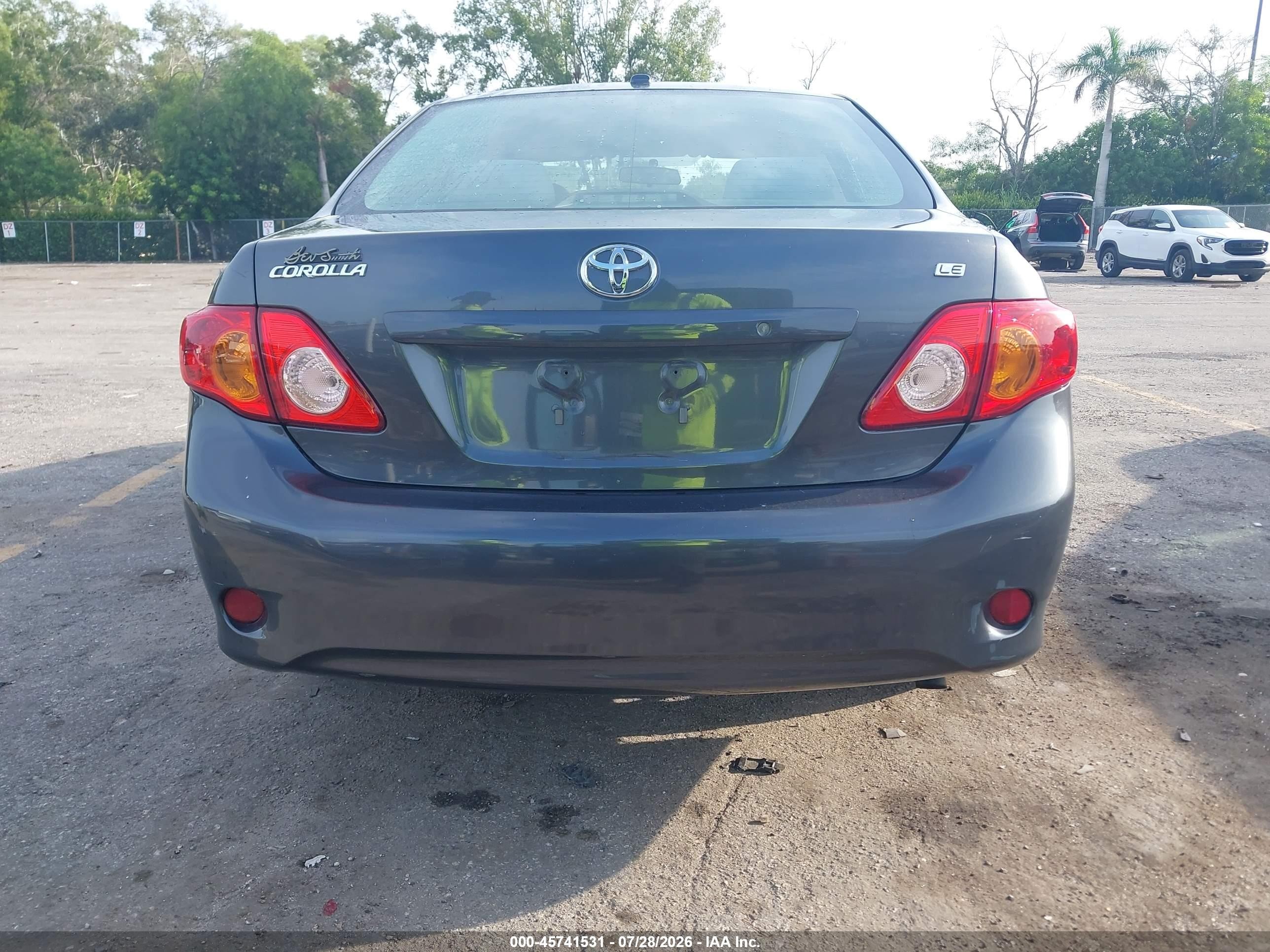 2010 Toyota Corolla Le Gray vin: 1NXBU4EE2AZ213871