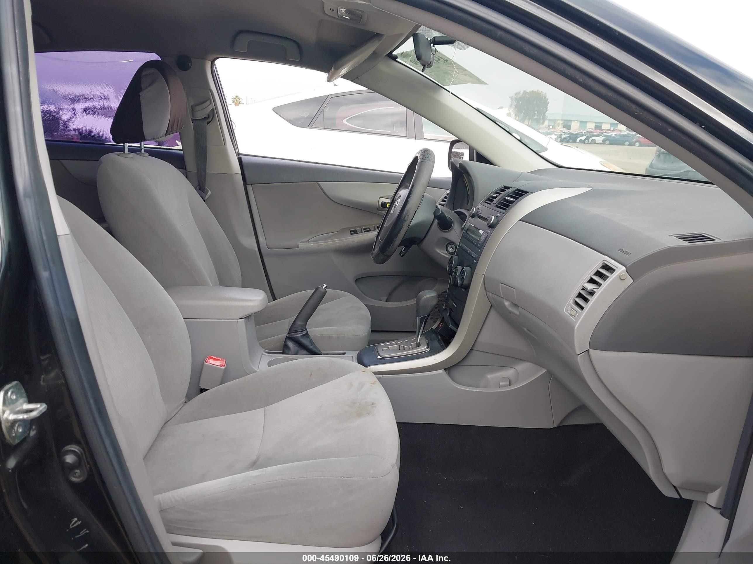 2010 Toyota Corolla Le Black vin: 1NXBU4EE2AZ229049