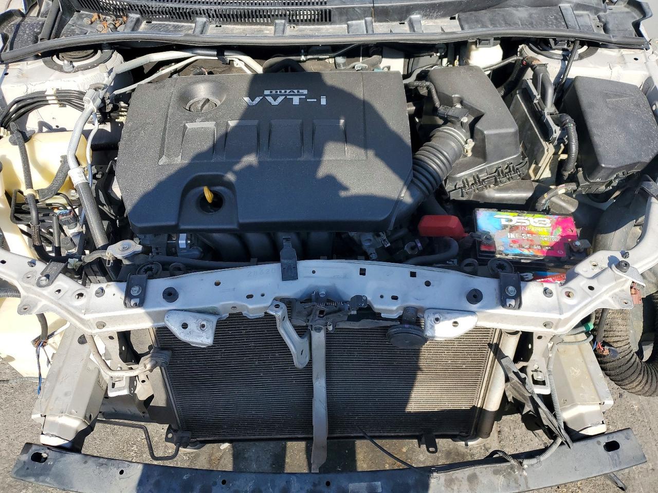 2010 Toyota Corolla Le Серебряный vin: 1NXBU4EE2AZ229293