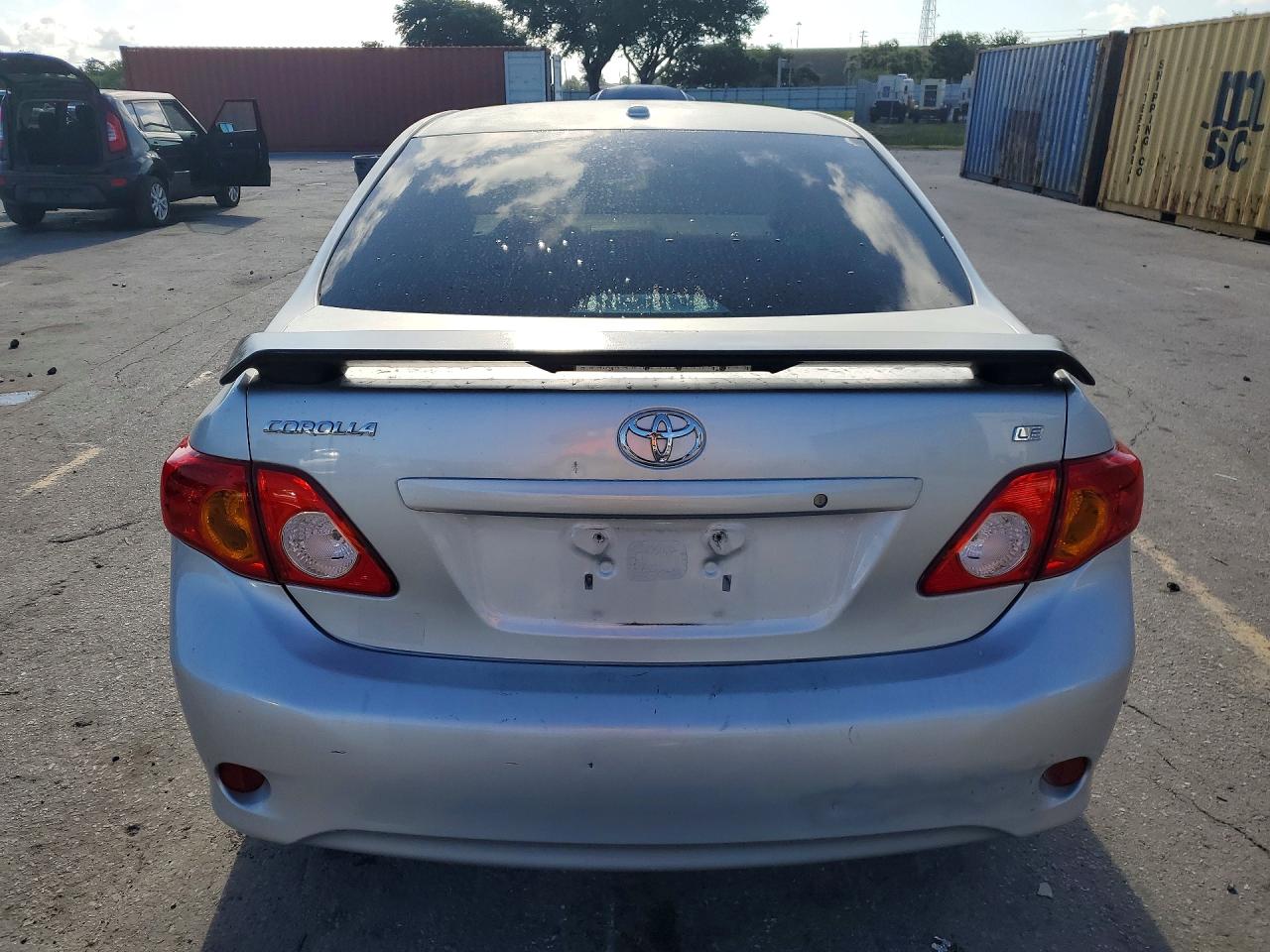 2010 Toyota Corolla Le Серебряный vin: 1NXBU4EE2AZ229293