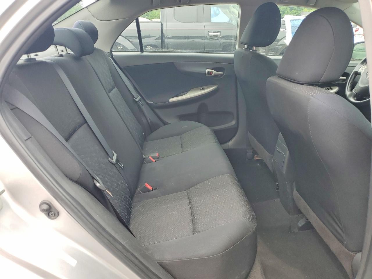 2010 Toyota Corolla S Silver vin: 1NXBU4EE2AZ229424