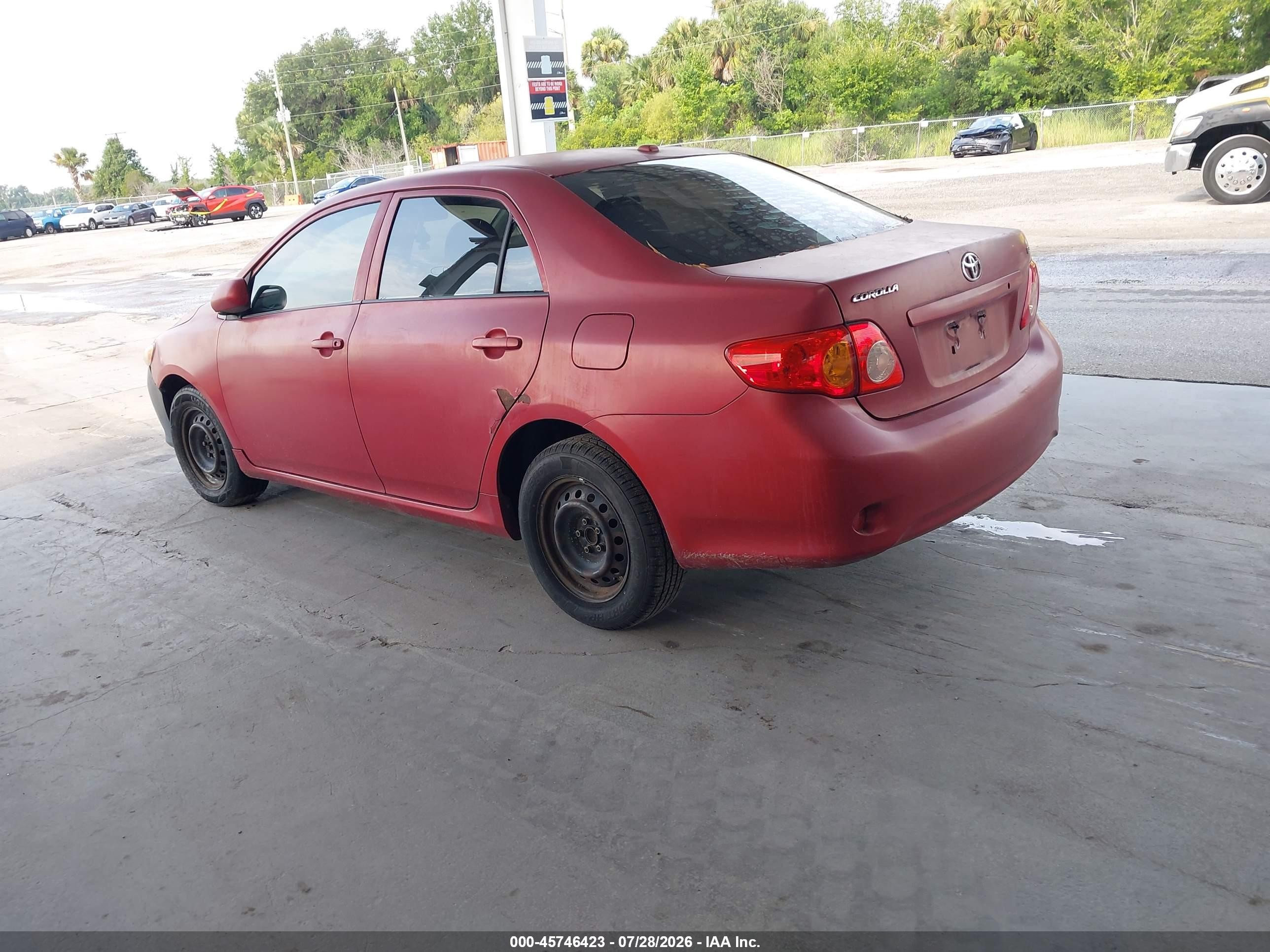 2010 Toyota Corolla Le Red vin: 1NXBU4EE2AZ233778