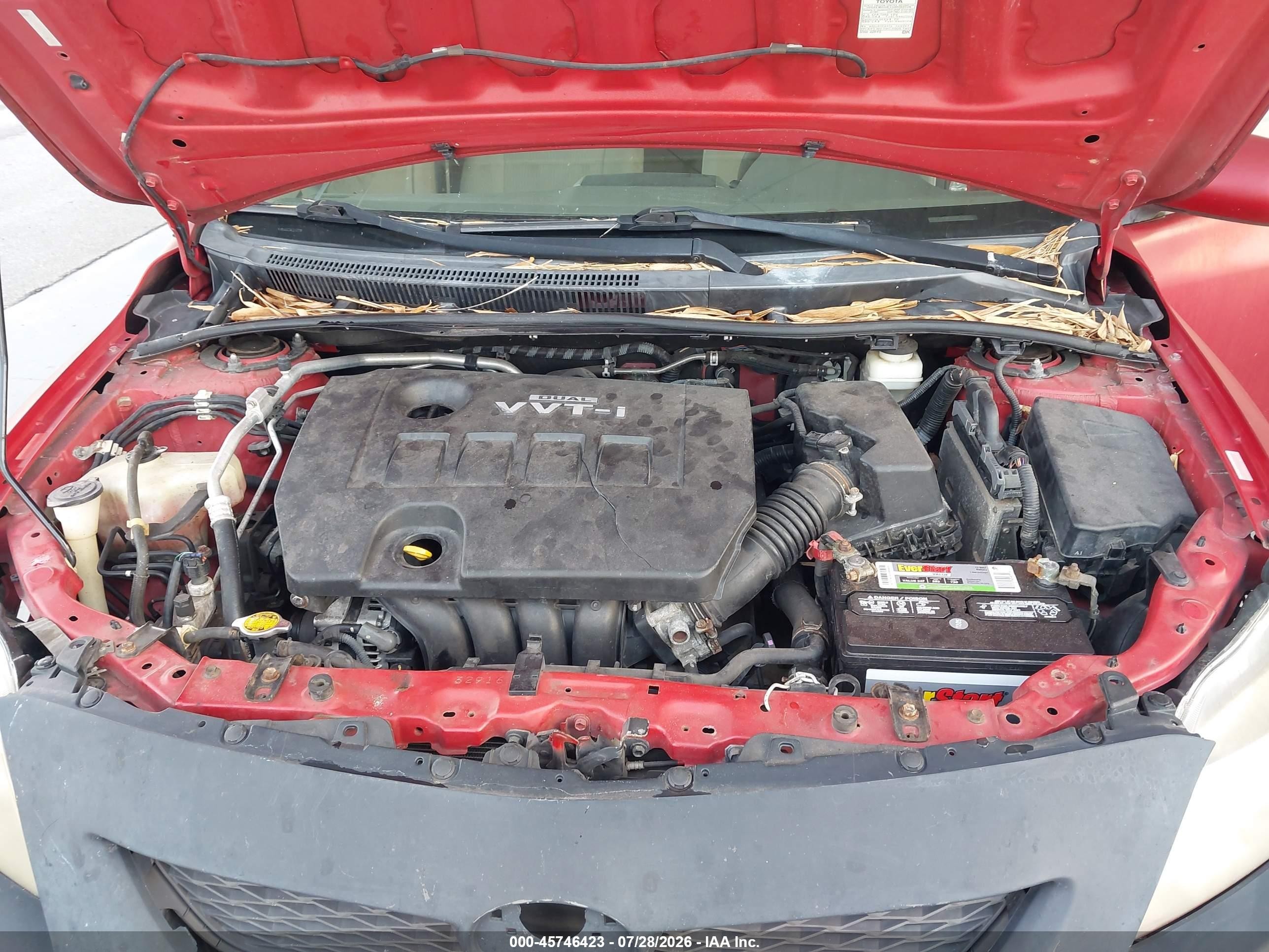 2010 Toyota Corolla Le Red vin: 1NXBU4EE2AZ233778