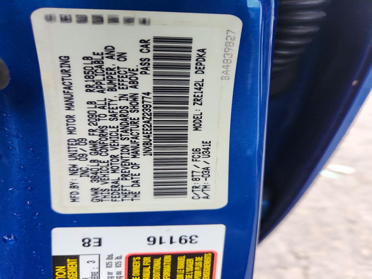 2010 Toyota Corolla Le Blue vin: 1NXBU4EE2AZ239774