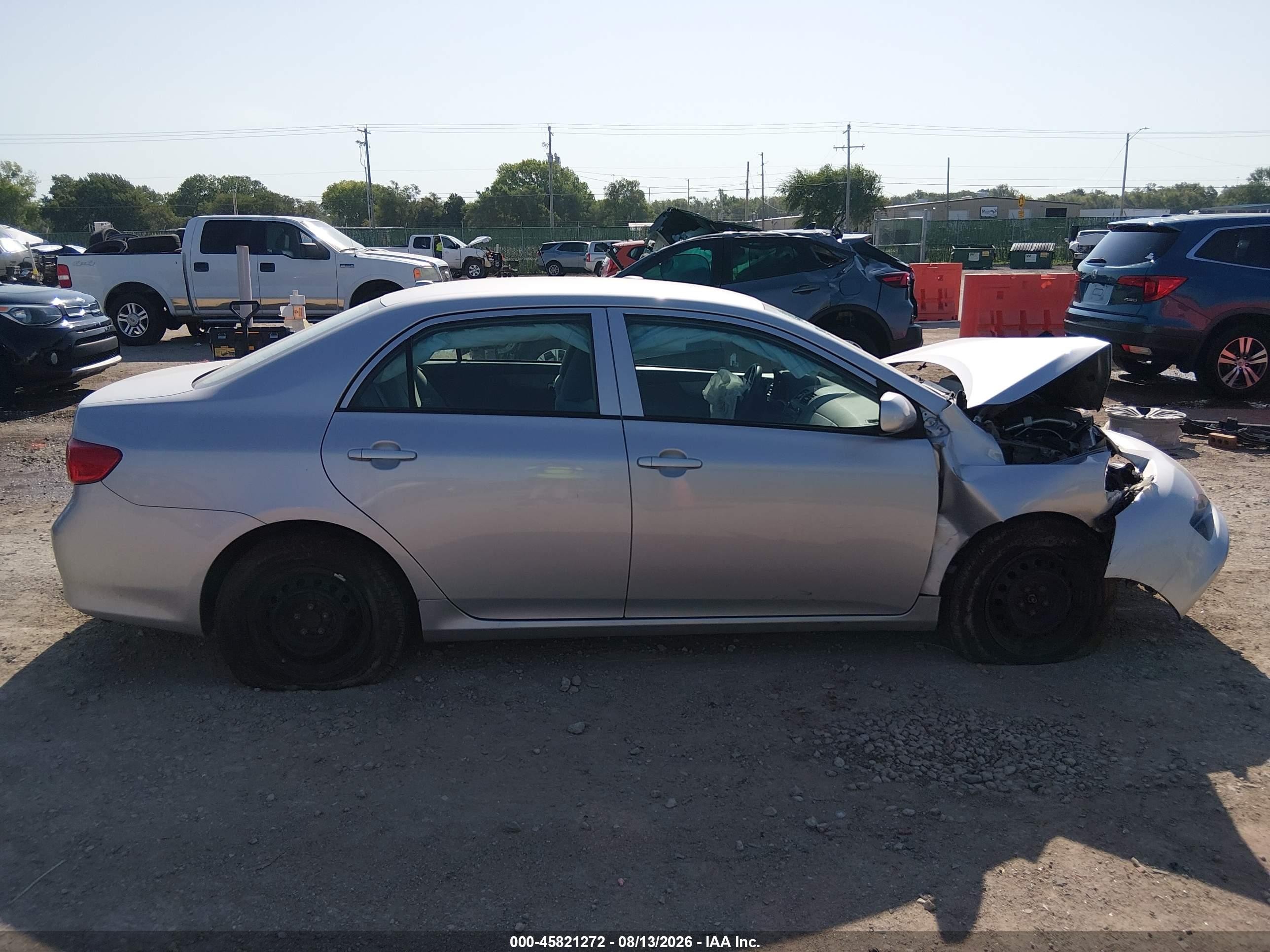 2010 Toyota Corolla Le Silver vin: 1NXBU4EE2AZ262469