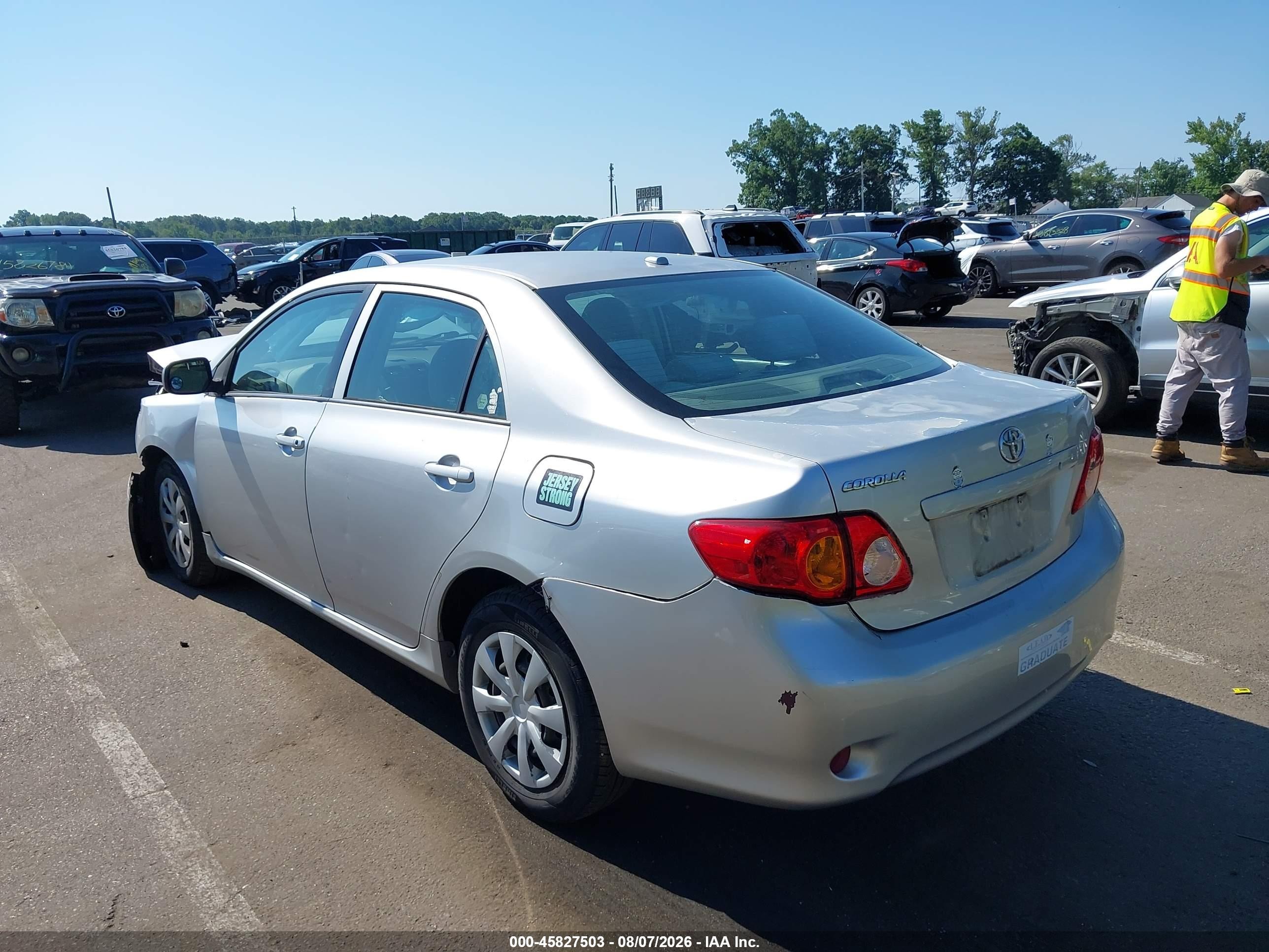 2010 Toyota Corolla Le Silver vin: 1NXBU4EE2AZ271821