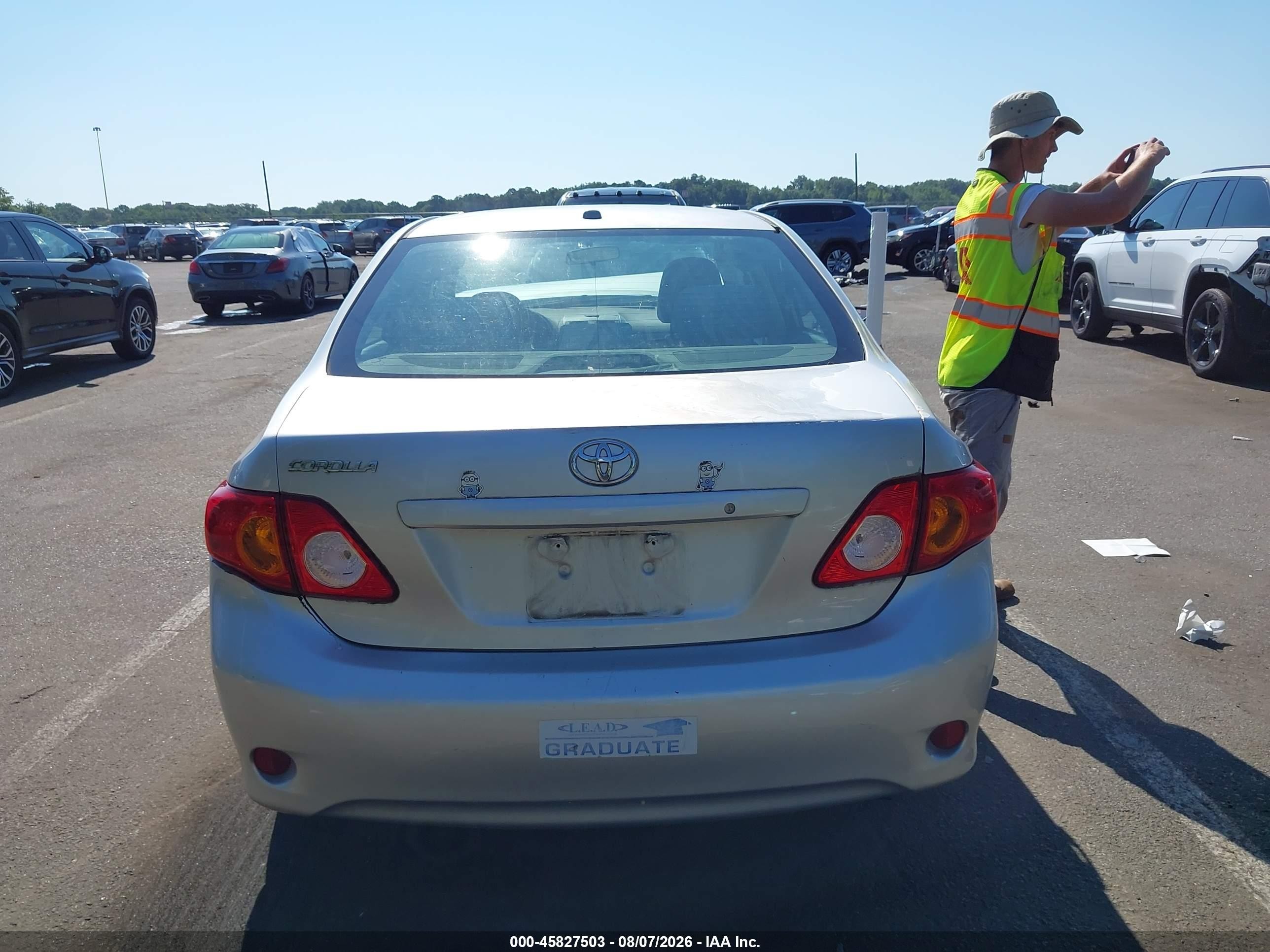 2010 Toyota Corolla Le Silver vin: 1NXBU4EE2AZ271821