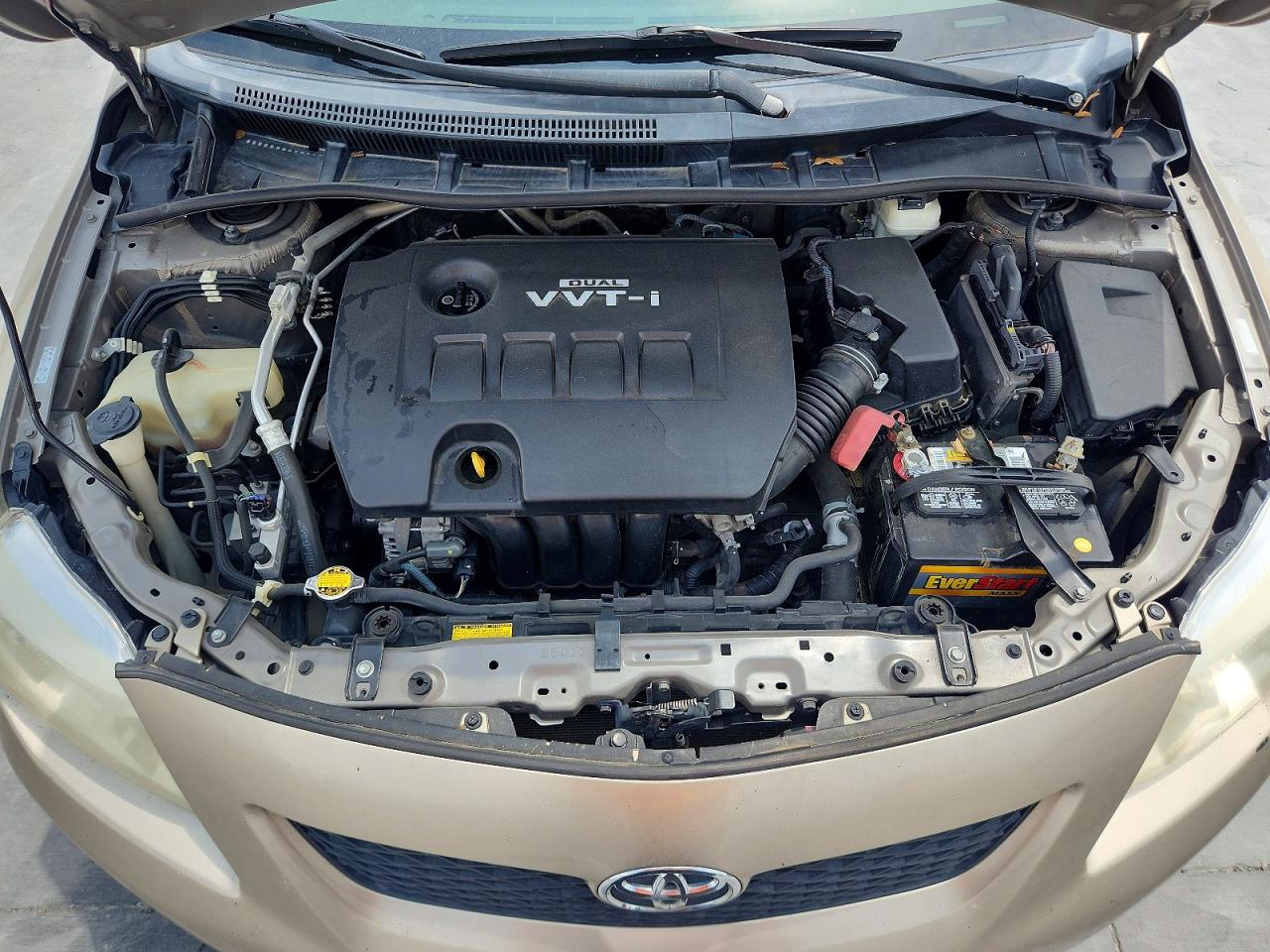 2010 Toyota Corolla Le Tan vin: 1NXBU4EE2AZ276324