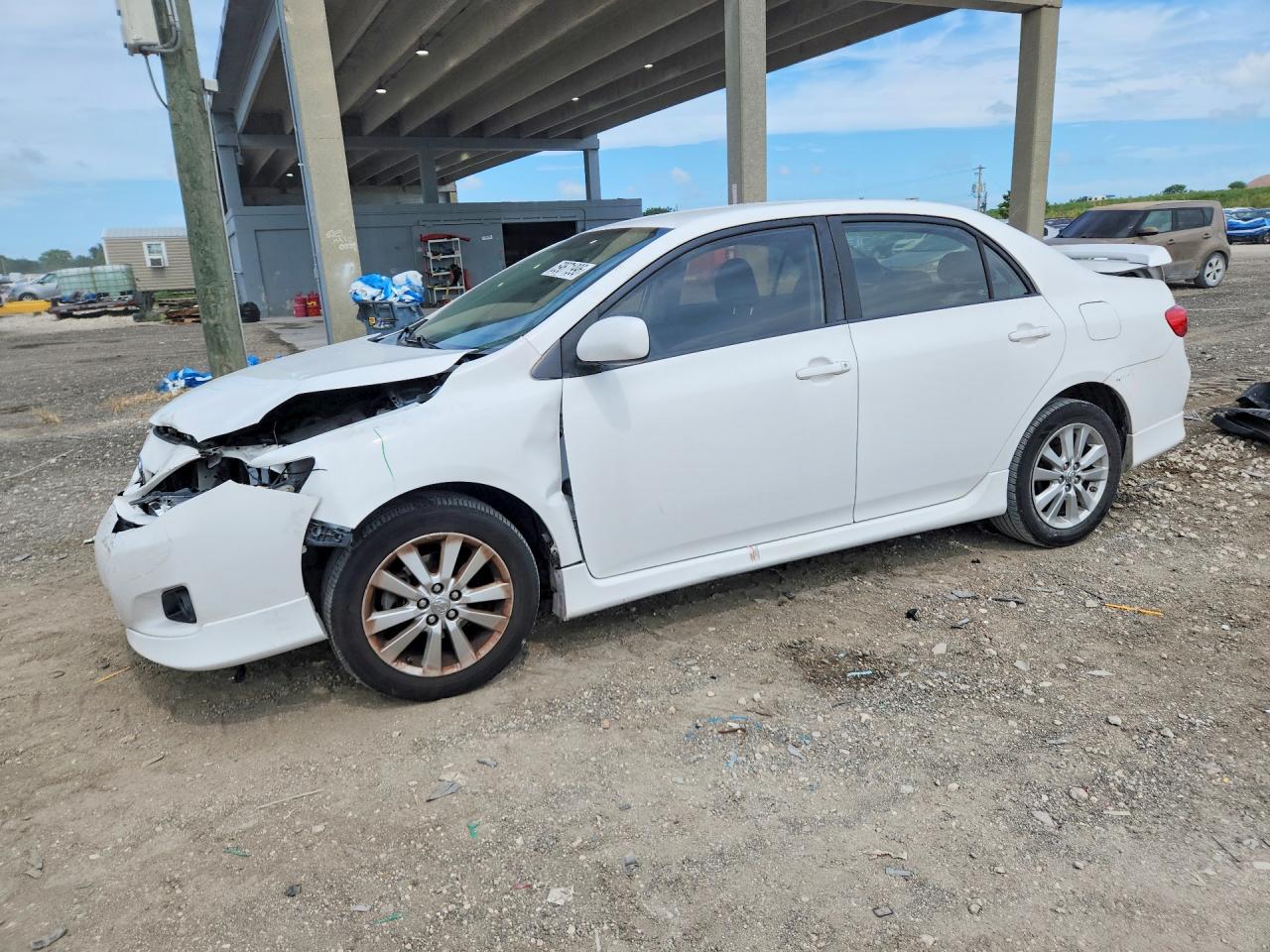 2010 Toyota Corolla S White vin: 1NXBU4EE2AZ305563