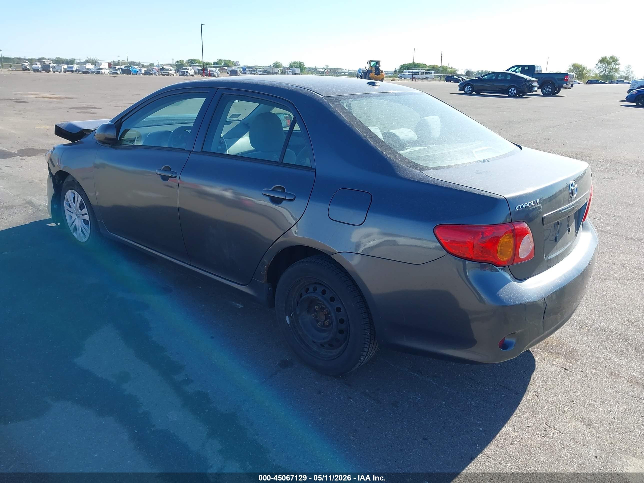 2010 Toyota Corolla Le Gray vin: 1NXBU4EE2AZ311105