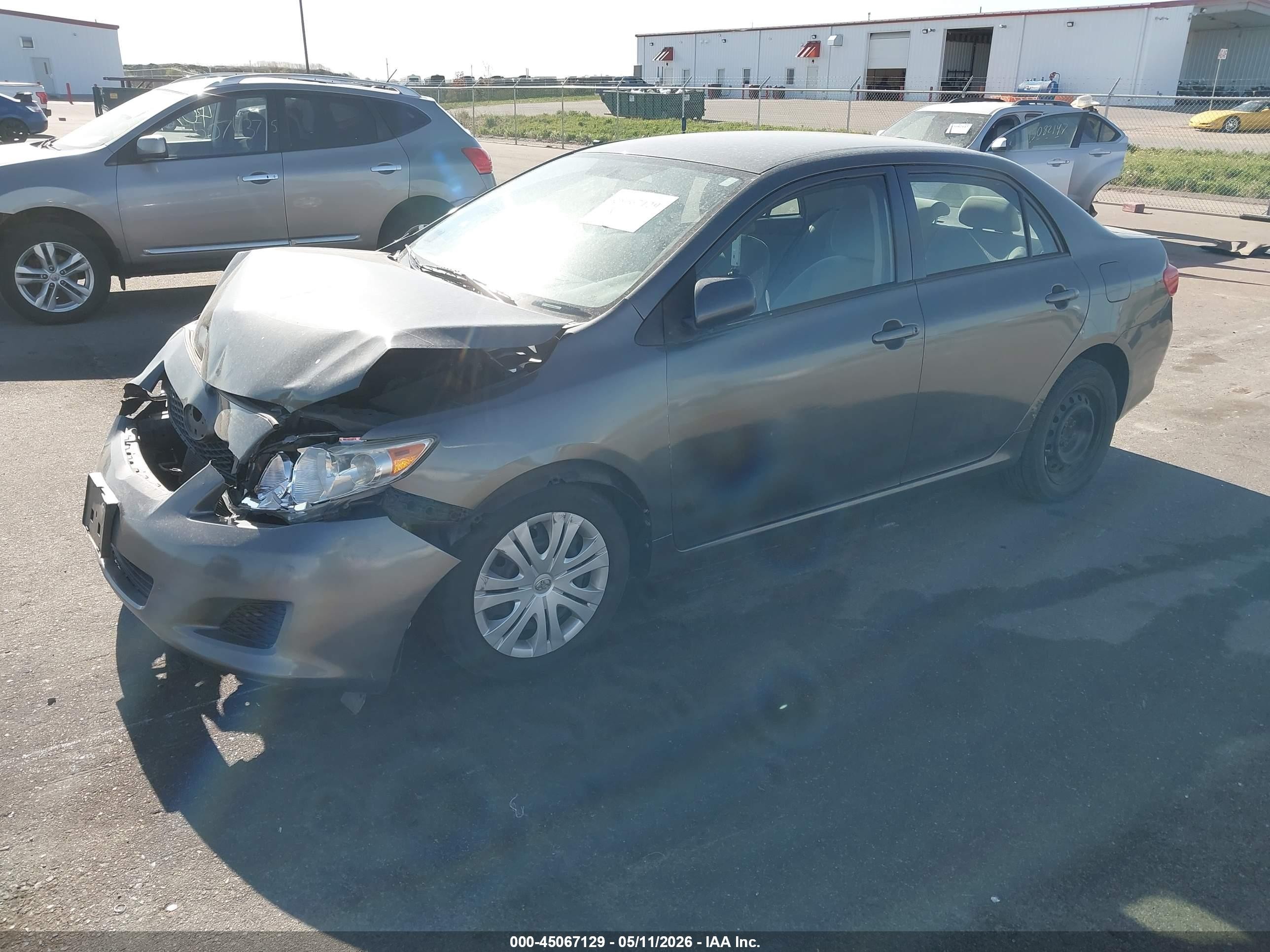 2010 Toyota Corolla Le Gray vin: 1NXBU4EE2AZ311105