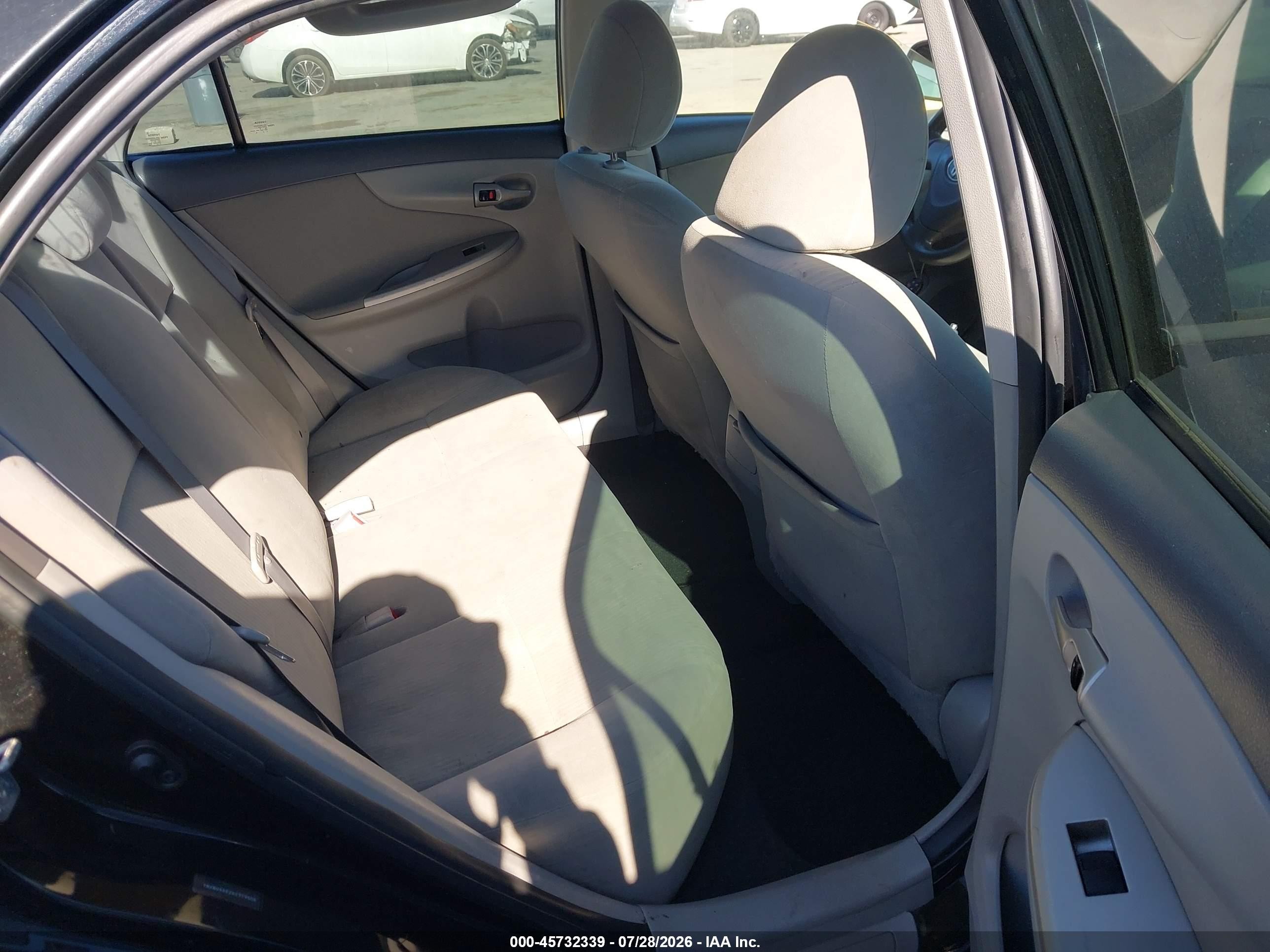 2010 Toyota Corolla Le Black vin: 1NXBU4EE2AZ319608
