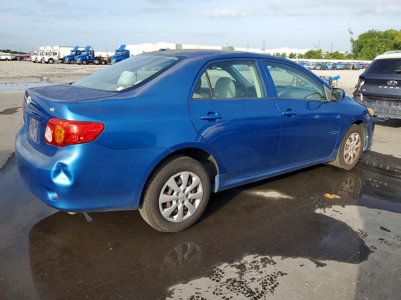 2010 Toyota Corolla Le Blue vin: 1NXBU4EE2AZ326221