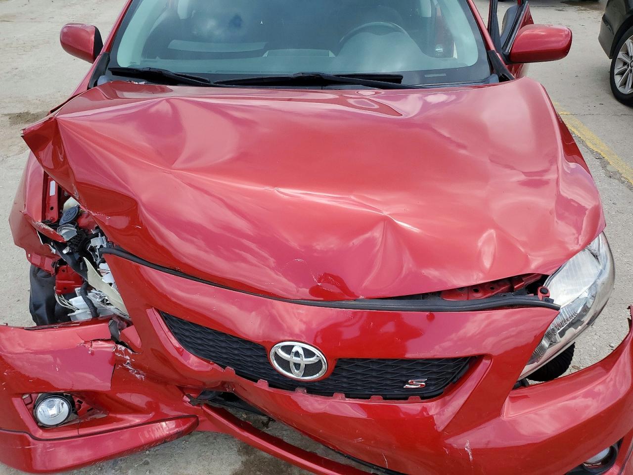 2010 Toyota Corolla S Red vin: 1NXBU4EE2AZ330138