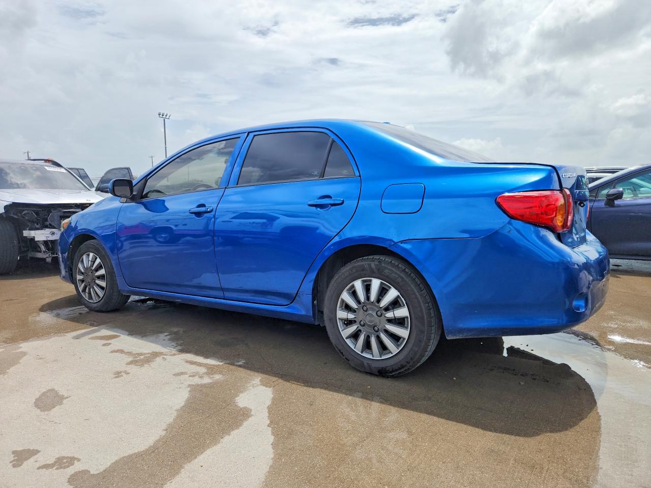 2010 Toyota Corolla Le Blue vin: 1NXBU4EE2AZ339809
