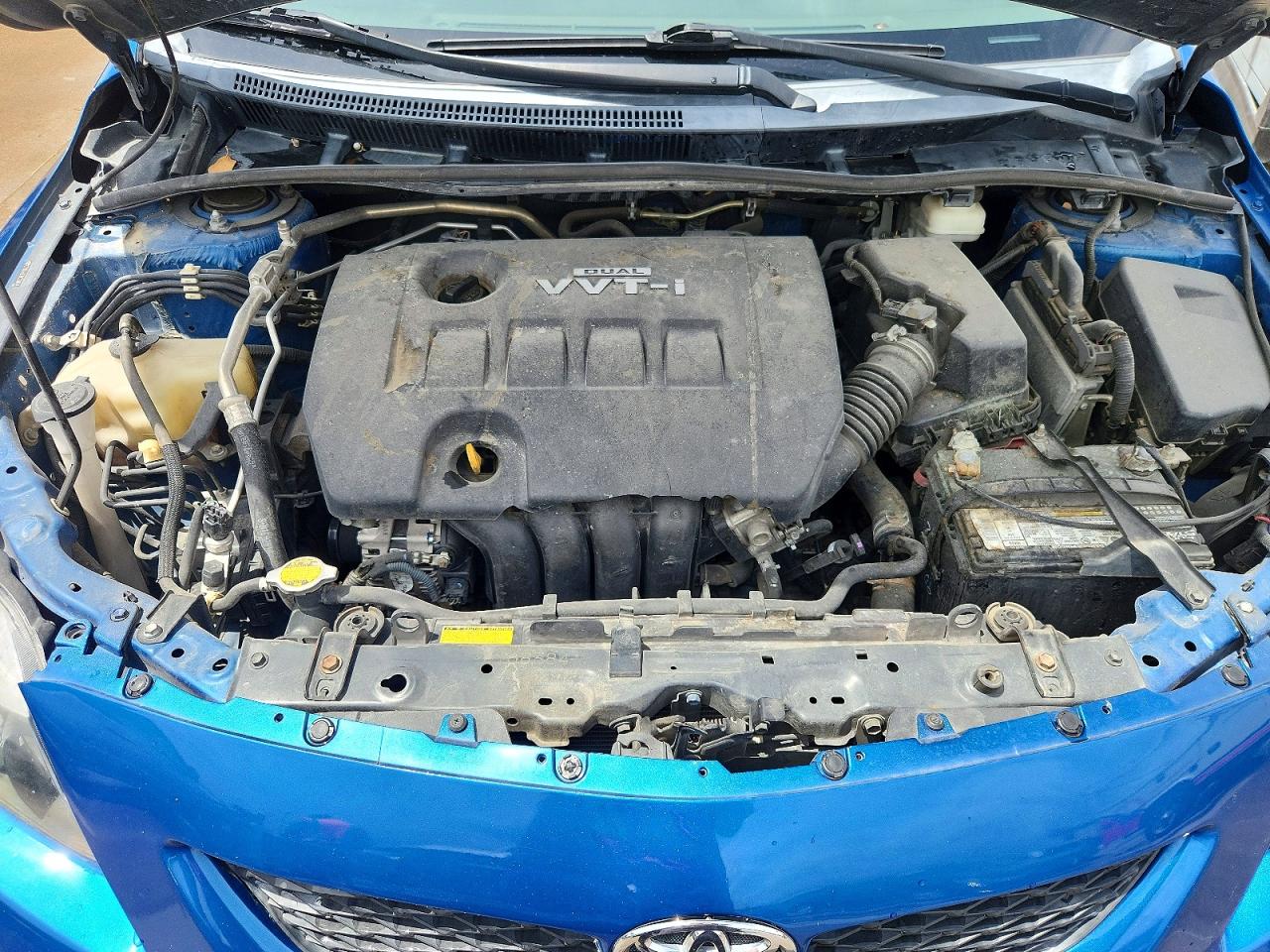 2010 Toyota Corolla Le Blue vin: 1NXBU4EE2AZ339809