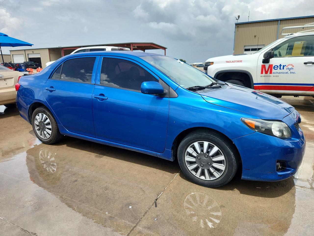 2010 Toyota Corolla Le Blue vin: 1NXBU4EE2AZ339809
