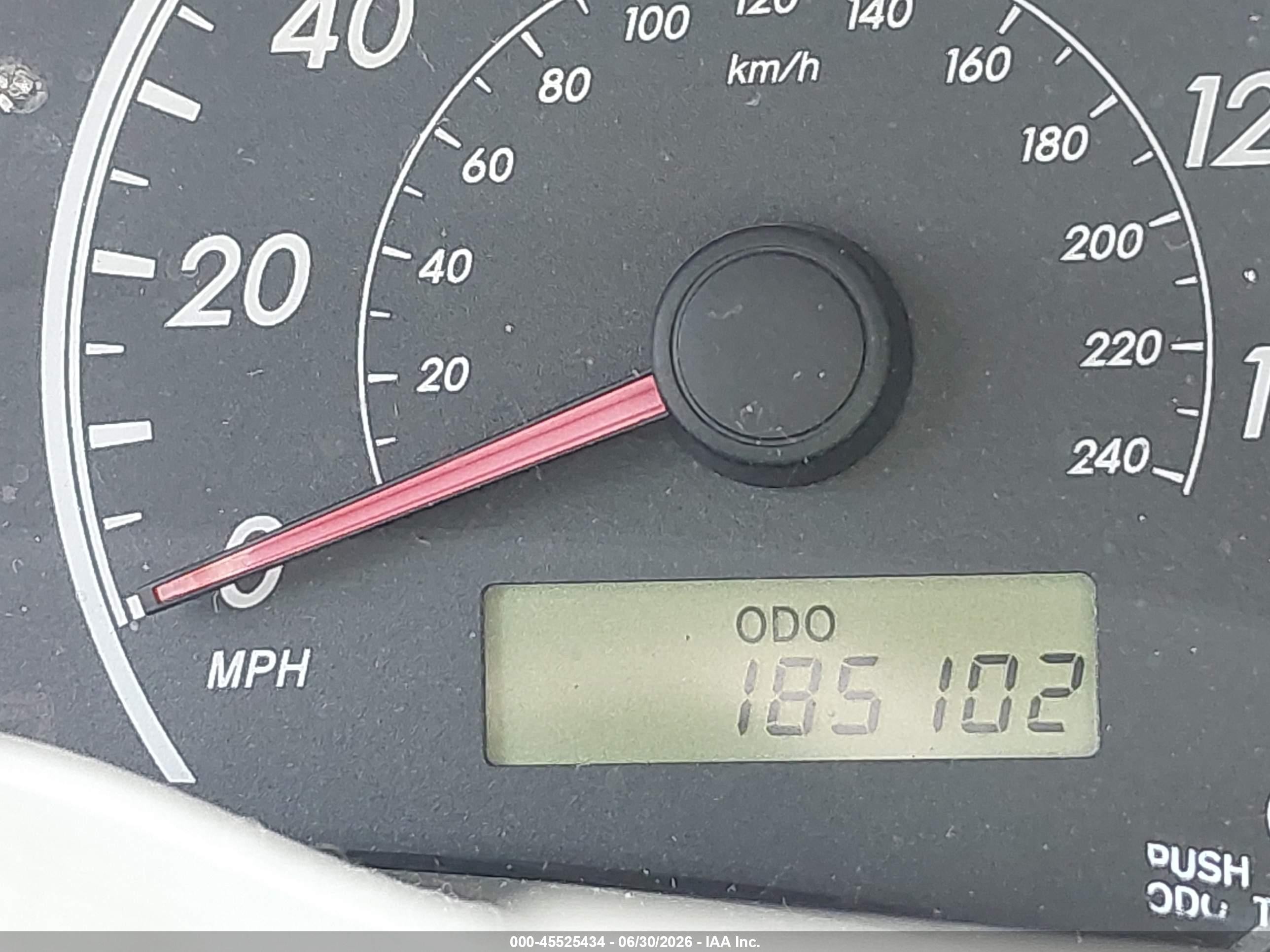 2010 Toyota Corolla Le Silver vin: 1NXBU4EE2AZ340720
