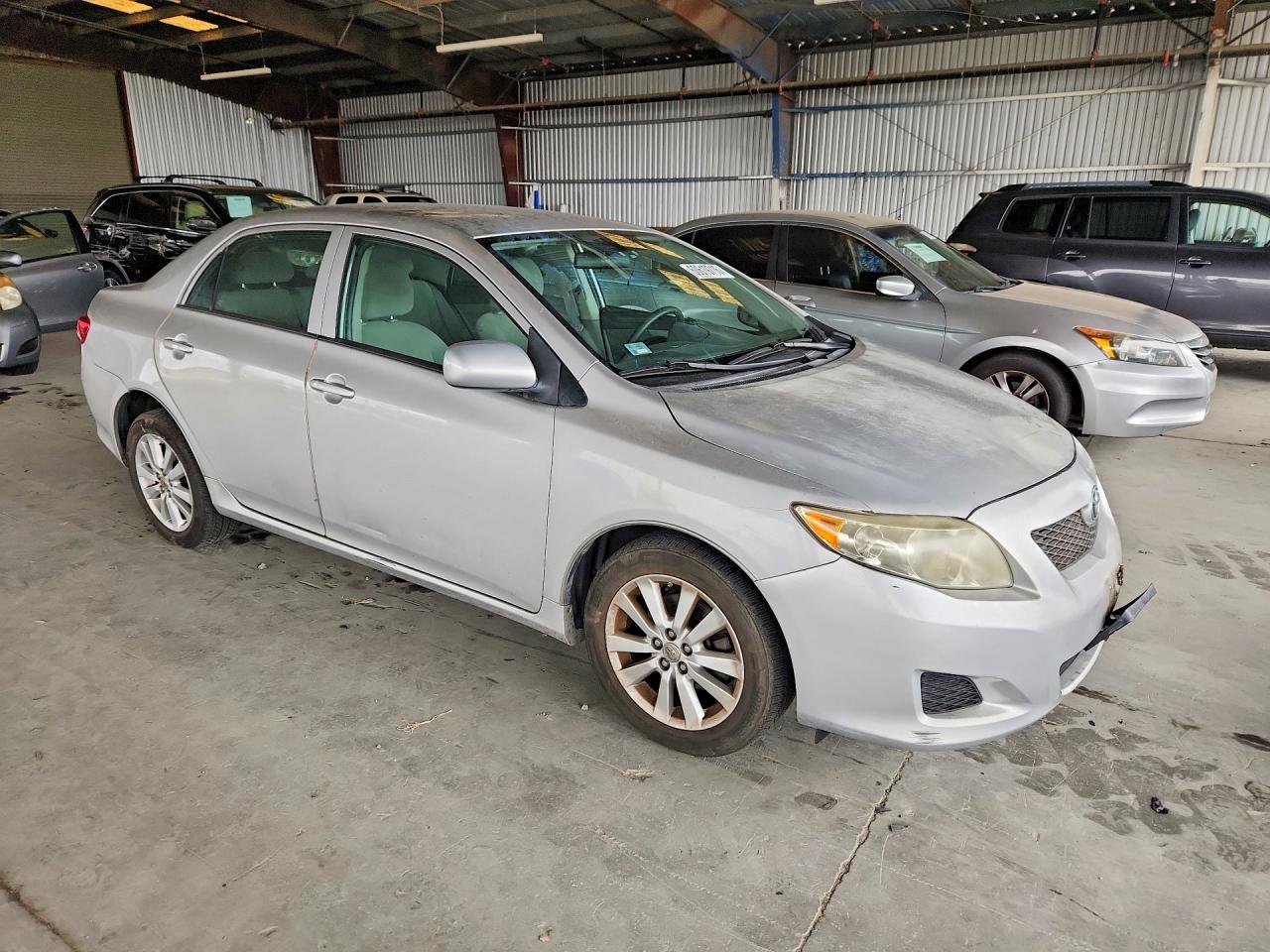 2010 Toyota Corolla Le Silver vin: 1NXBU4EE2AZ354326