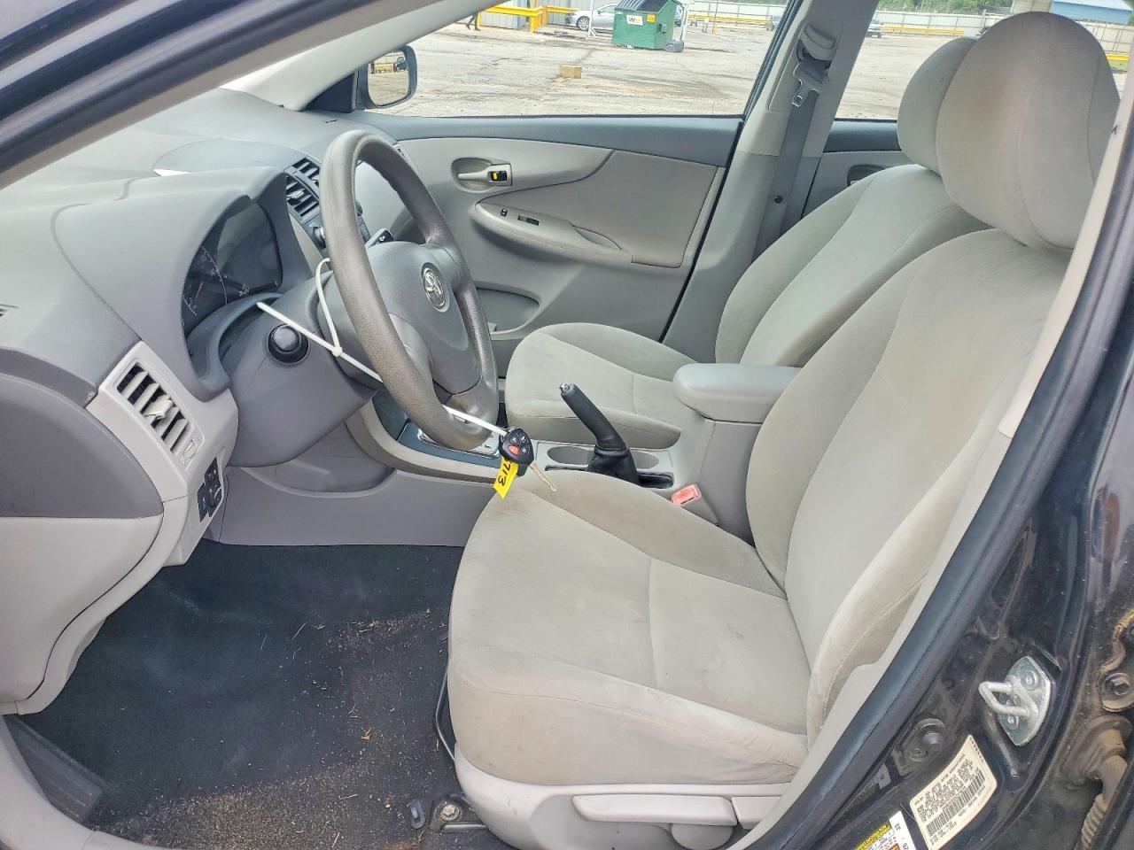 2010 Toyota Corolla Le Черный vin: 1NXBU4EE2AZ379078