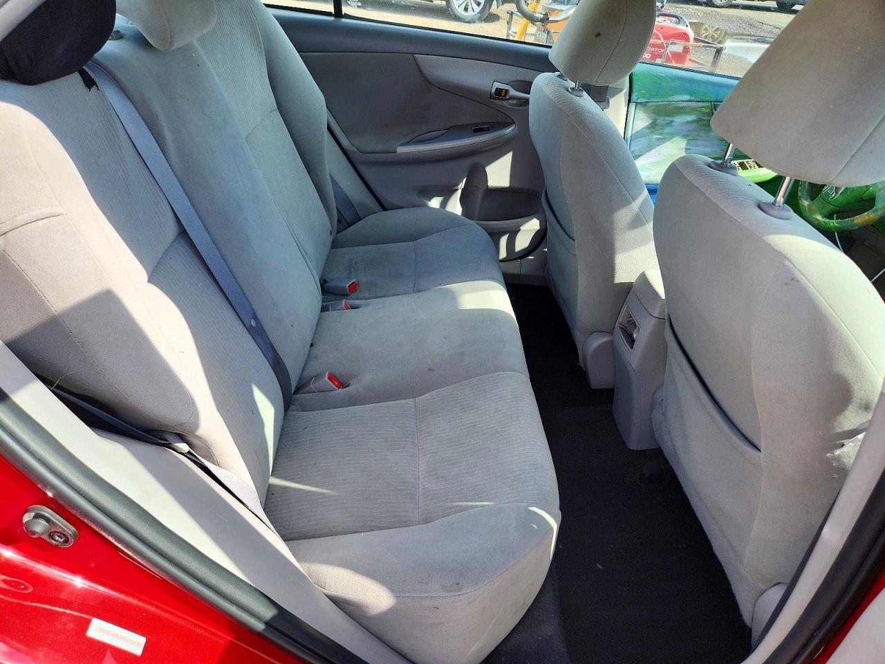 2010 Toyota Corolla Le Красный vin: 1NXBU4EE3AZ173171