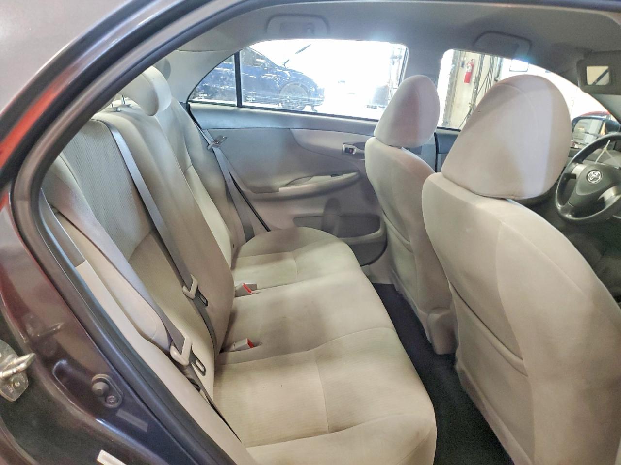 2010 Toyota Corolla Le Gray vin: 1NXBU4EE3AZ178418