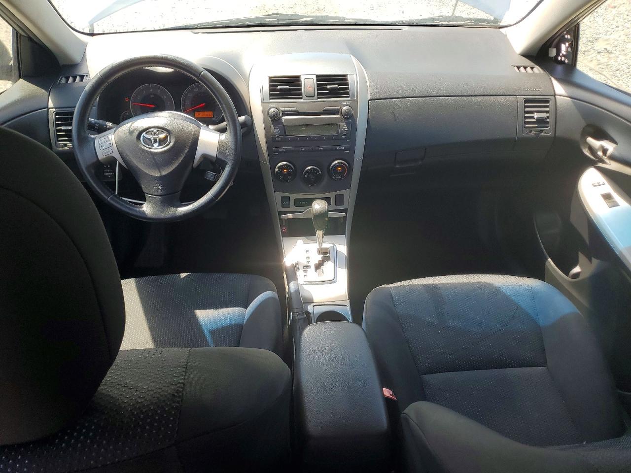 2010 Toyota Corolla S Silver vin: 1NXBU4EE3AZ205357