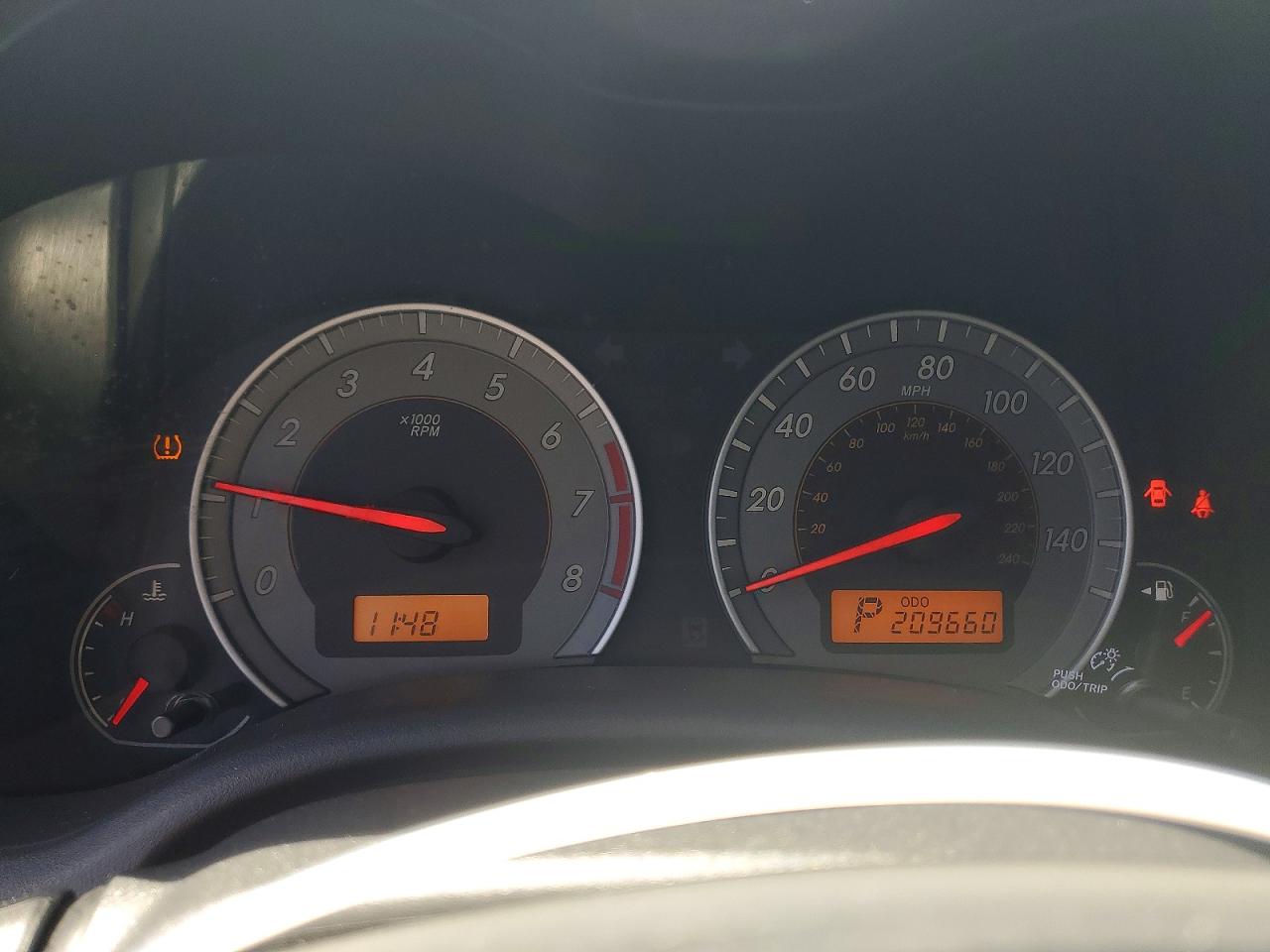 2010 Toyota Corolla S Silver vin: 1NXBU4EE3AZ205357